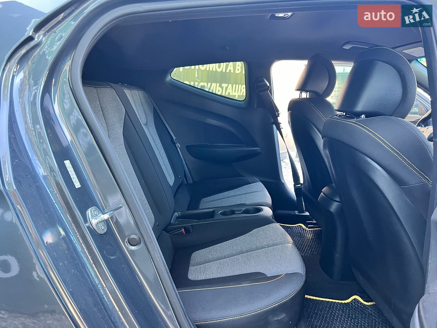 Hyundai Veloster 2019 VIN KMHTH6AB5KU019014 фото оголошення 13 з 28