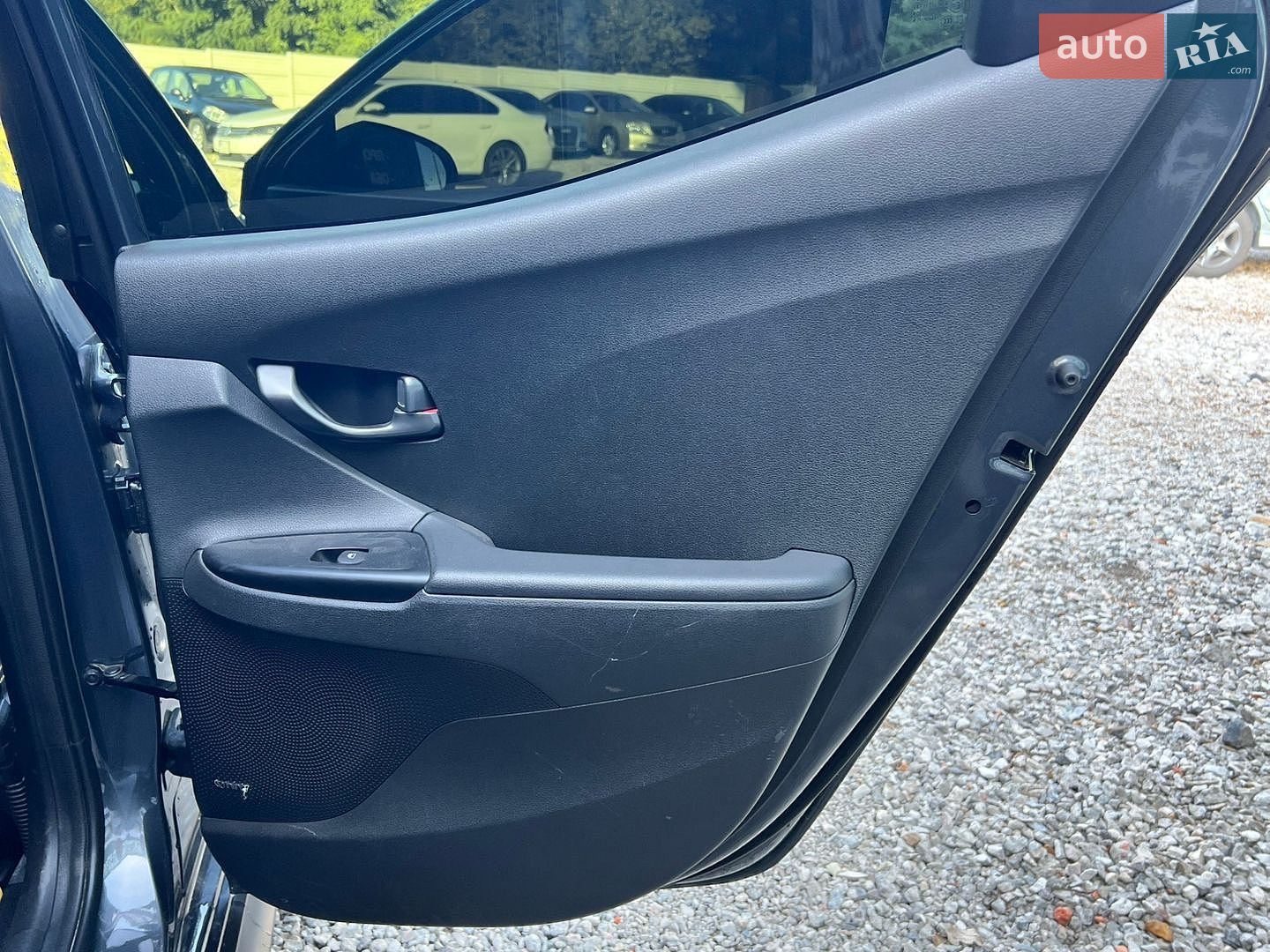 Hyundai Veloster 2019 VIN KMHTH6AB5KU019014 фото оголошення 16 з 28