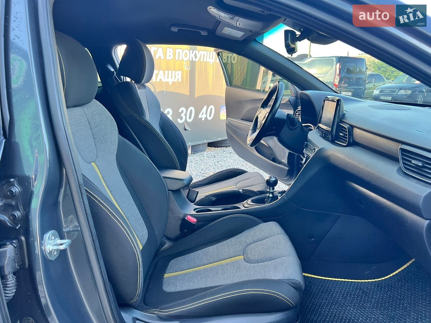 Hyundai Veloster 2019 VIN KMHTH6AB5KU019014 фото оголошення 17 з 28