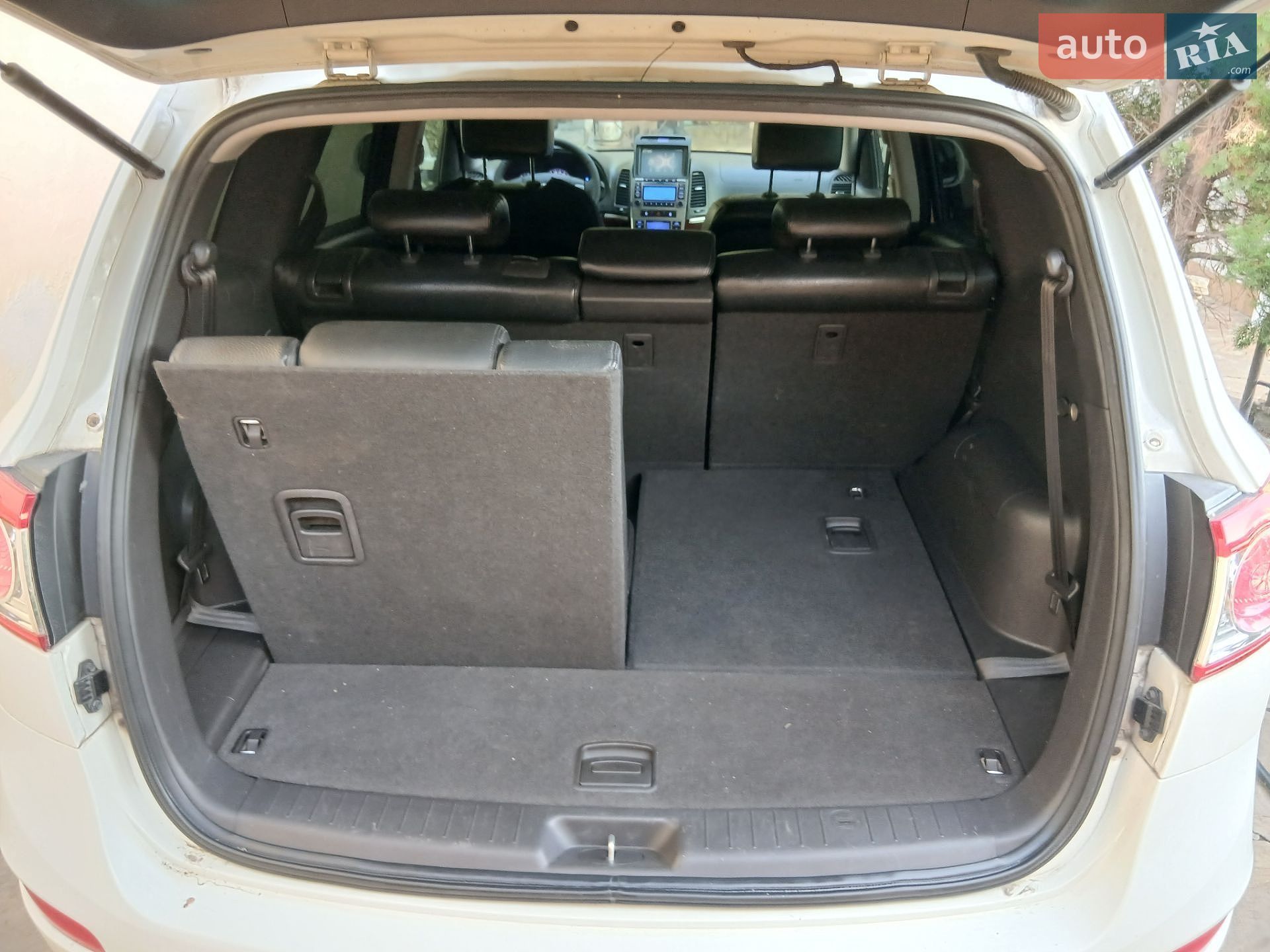 Hyundai Santa FE 2009 VIN KMHSJ81UBAU534701 фото оголошення 6 з 33