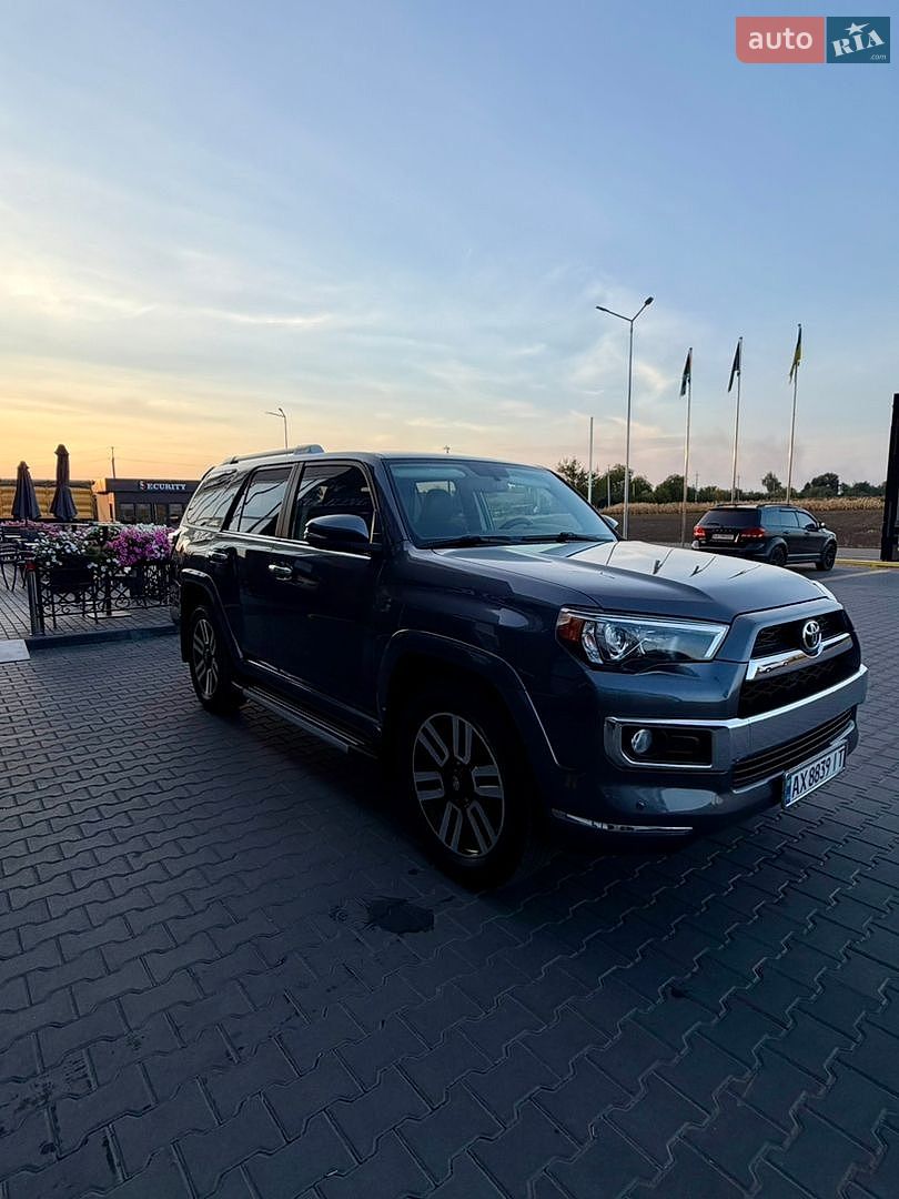 Toyota 4Runner 2016 VIN JTEBU5JR7G5348958 фото оголошення 2 з 20