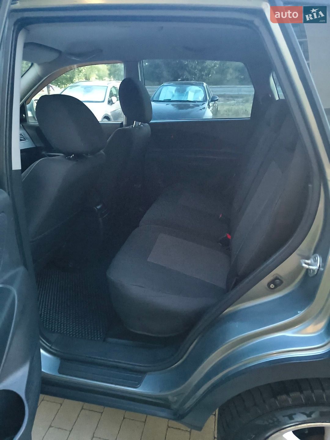 Hyundai Tucson 2011 VIN Y6LJN81BPCL210014 фото оголошення 17 з 29