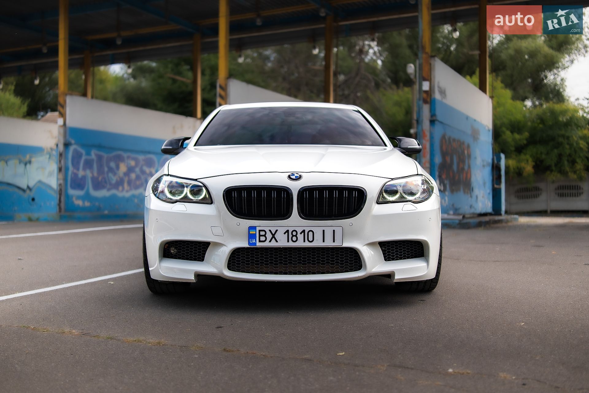 BMW 5 Series 2014 VIN WBA5A7C59FD625370 фото оголошення 3 з 29