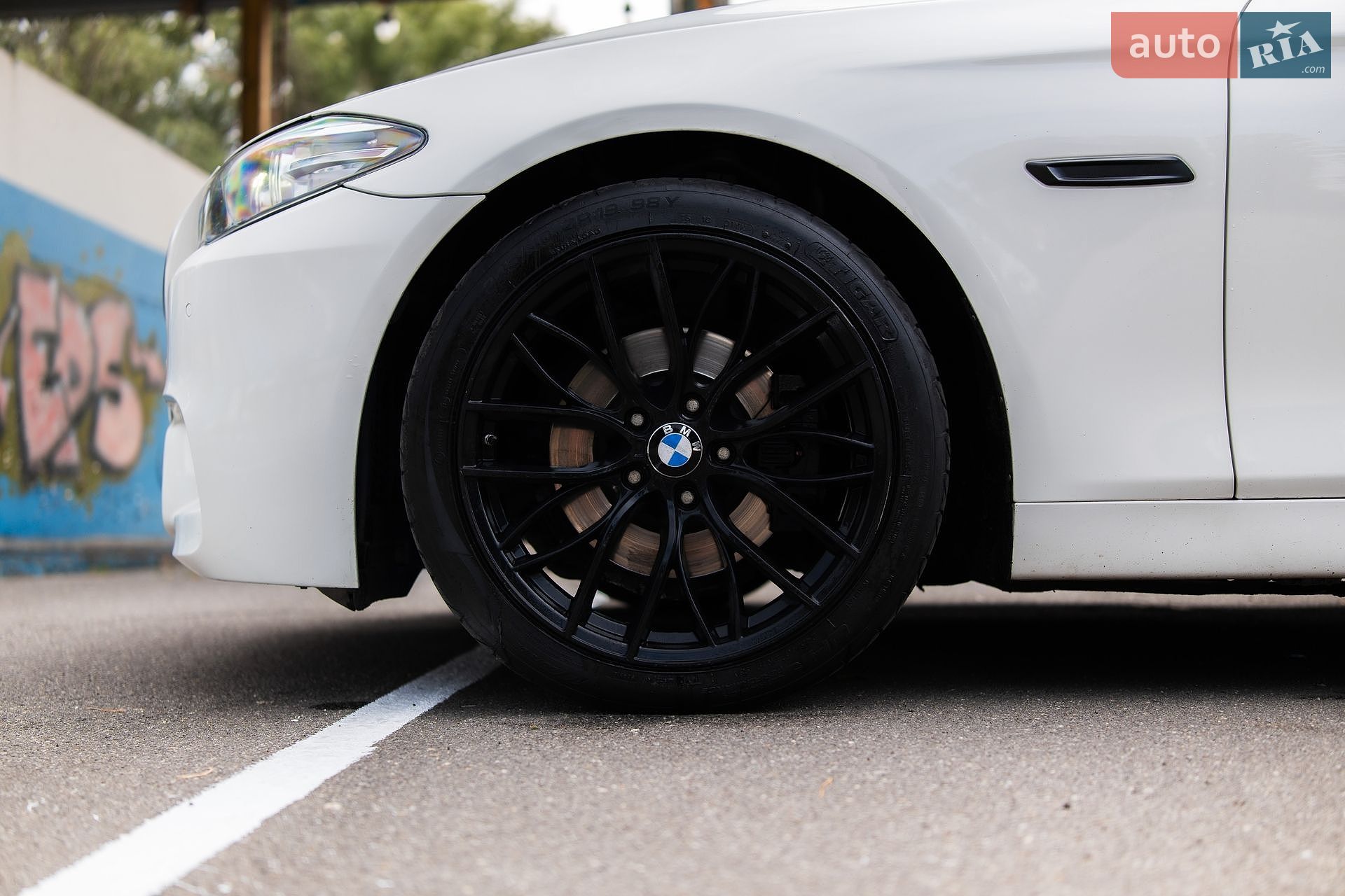 BMW 5 Series 2014 VIN WBA5A7C59FD625370 фото оголошення 13 з 29