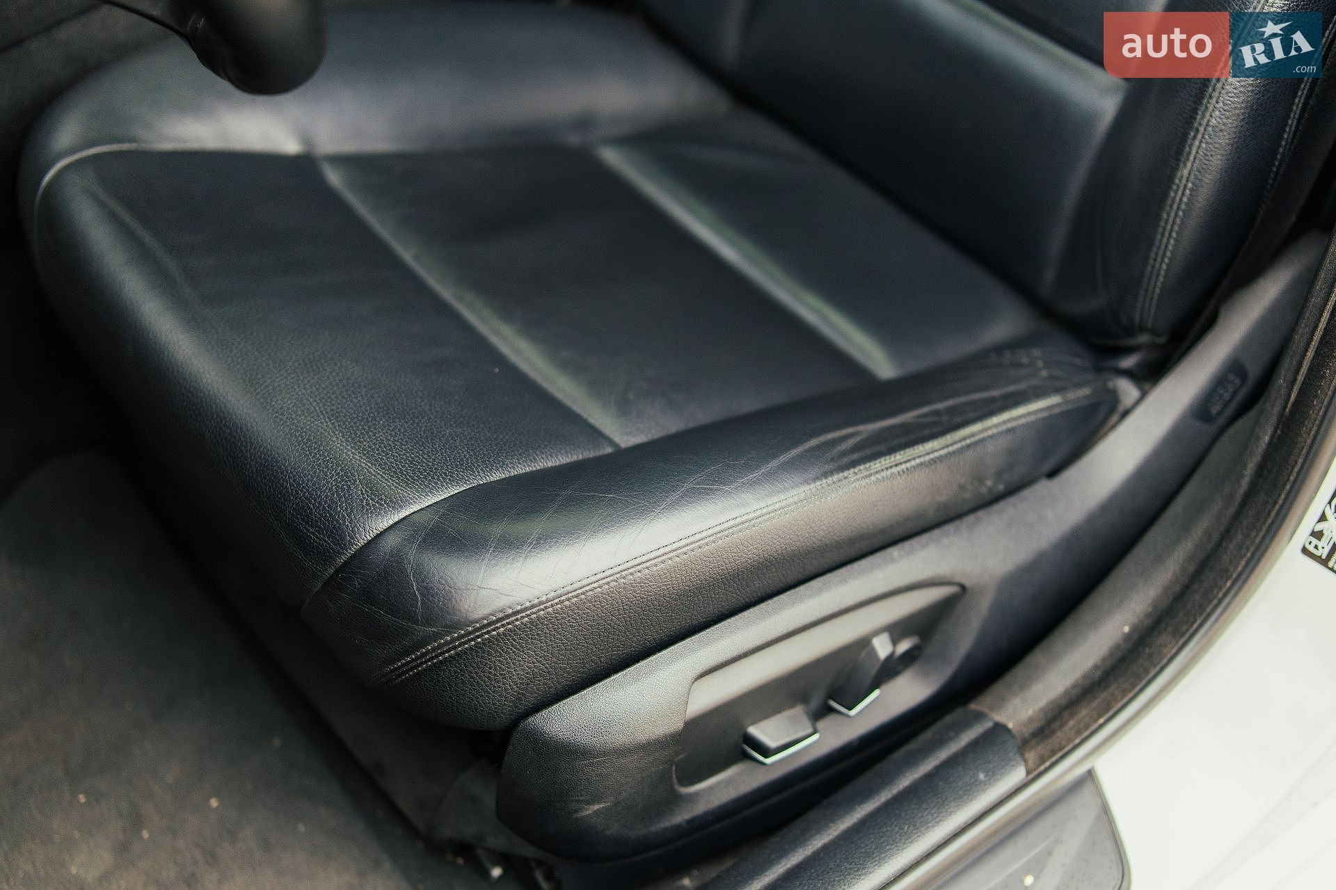 BMW 5 Series 2014 VIN WBA5A7C59FD625370 фото оголошення 15 з 29