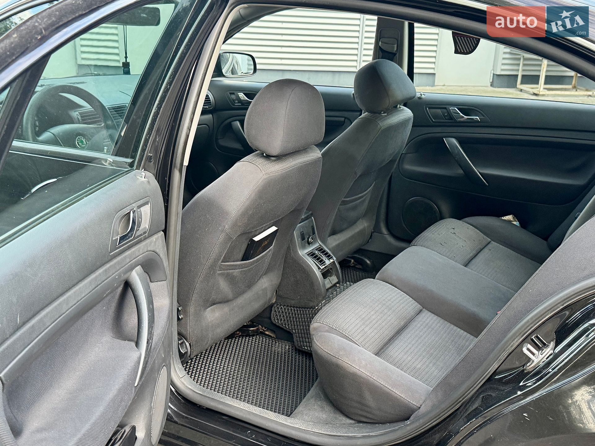 Skoda Superb 2006 VIN TMBDL23U16B047926 фото оголошення 19 з 22