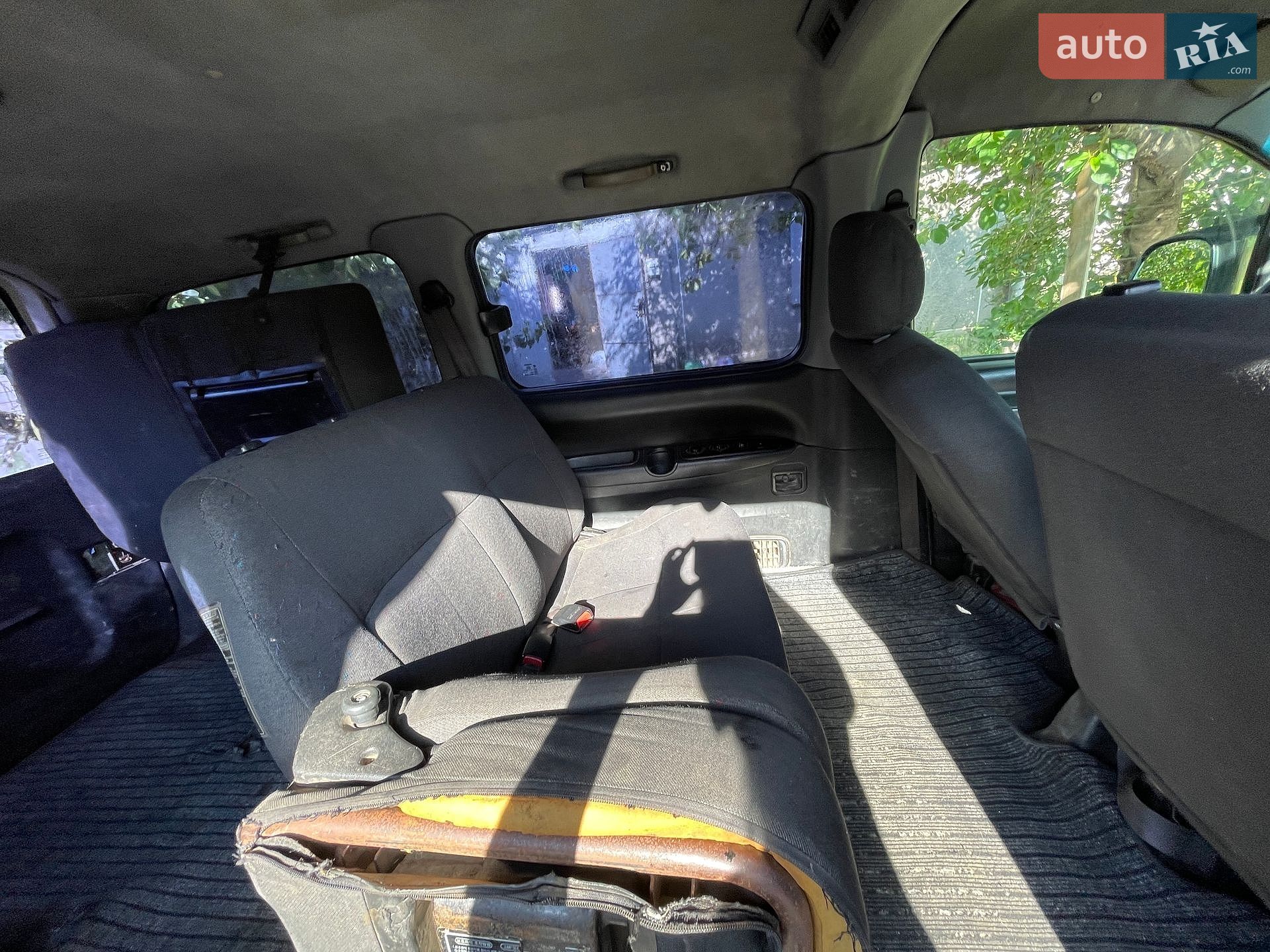 Hyundai H-1 2004 VIN NLJWWH7HP4Z016055 фото оголошення 11 з 12
