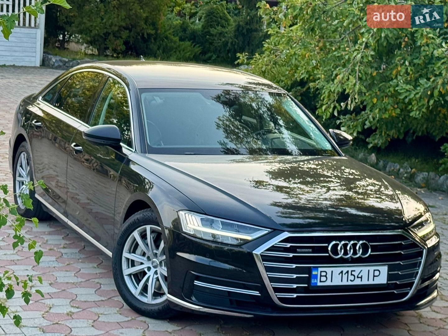 Audi A8 2018 VIN WAUZZZF80KN003143 фото оголошення 9 з 61