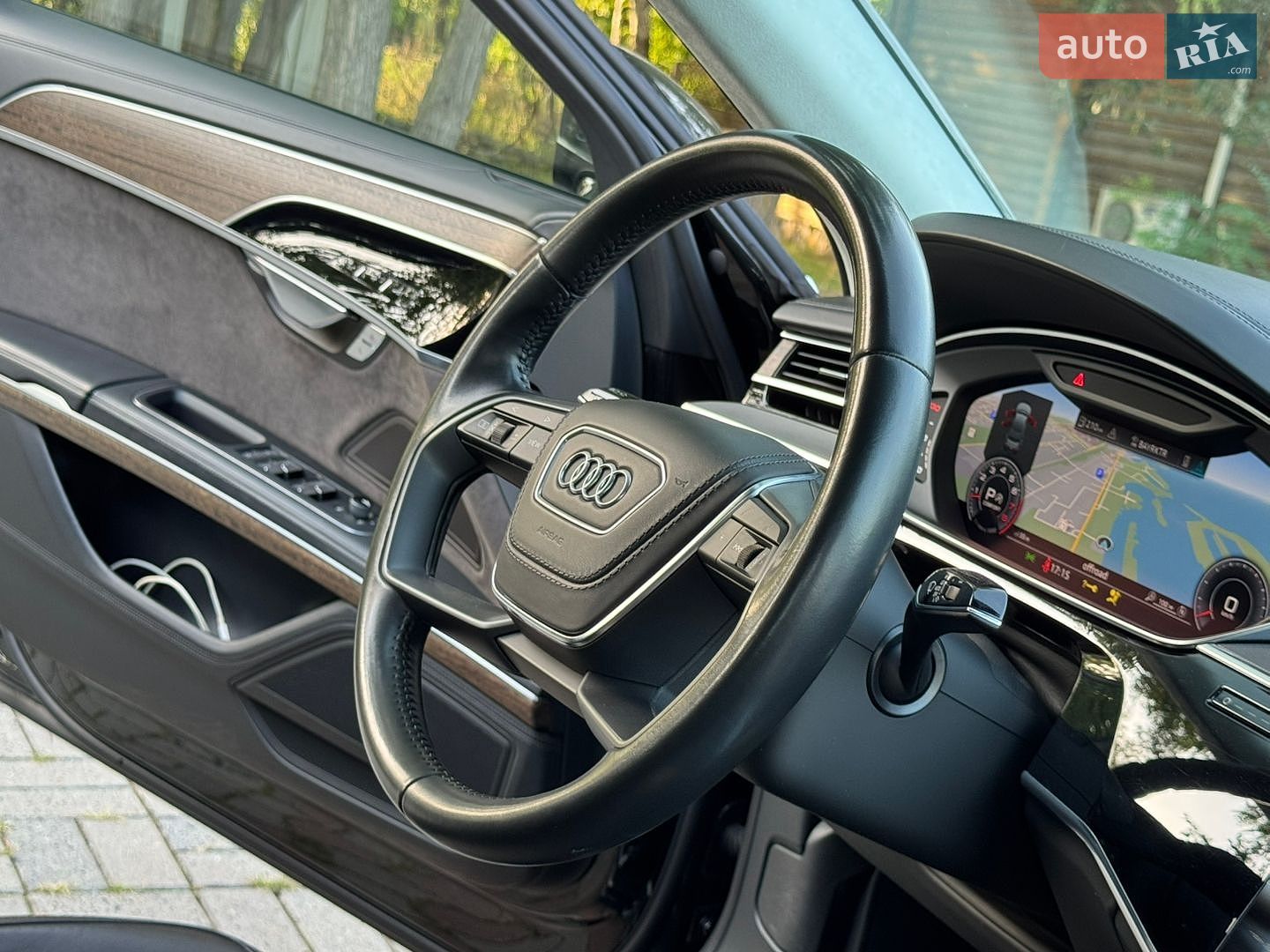 Audi A8 2018 VIN WAUZZZF80KN003143 фото оголошення 51 з 61