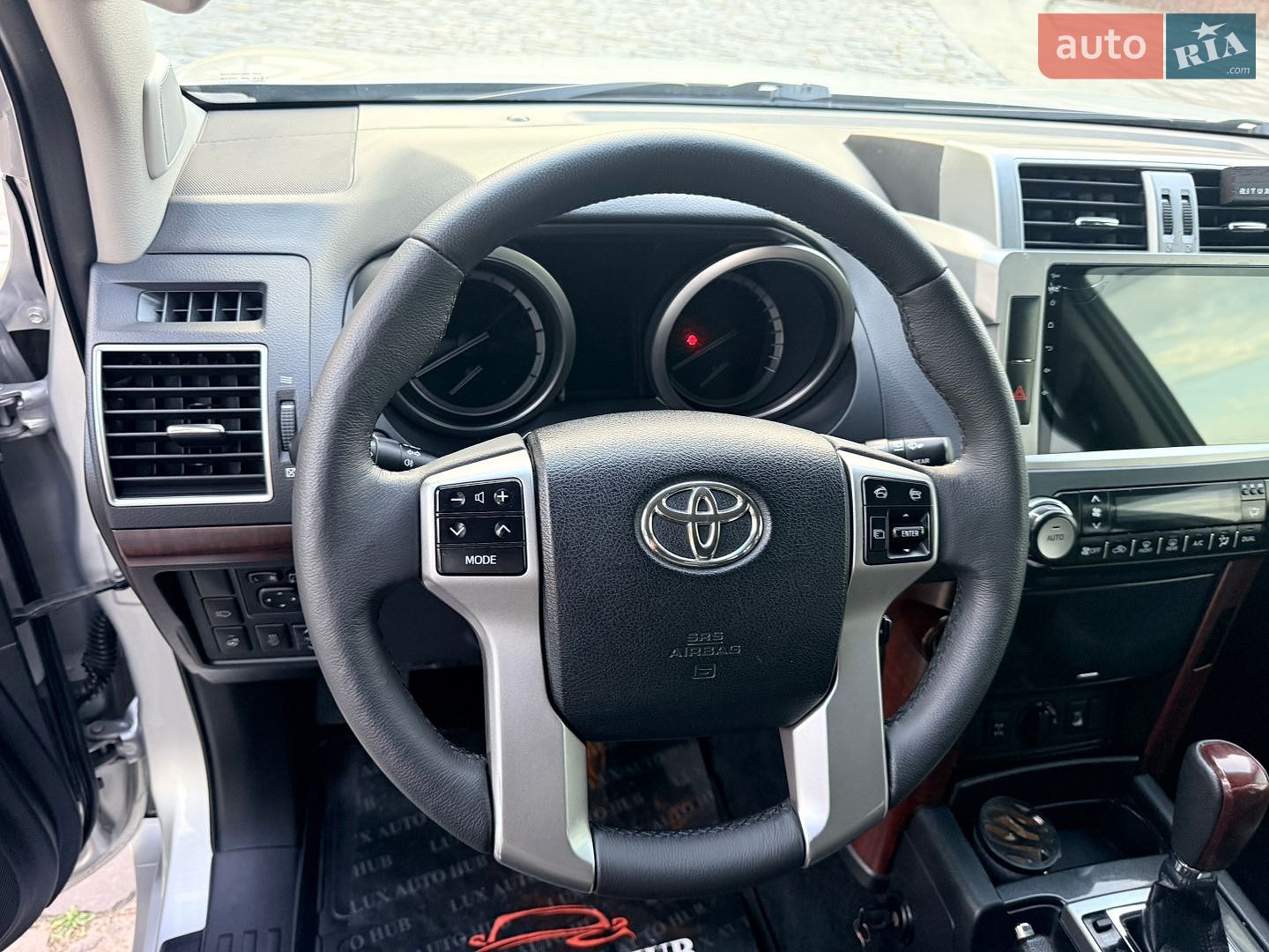 Toyota Land Cruiser Prado 2016 VIN JTEBR3FJ30K032425 фото оголошення 24 з 204