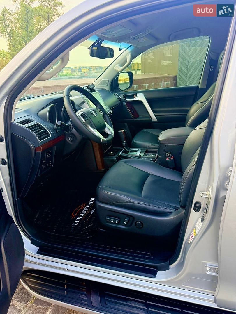 Toyota Land Cruiser Prado 2016 VIN JTEBR3FJ30K032425 фото оголошення 25 з 204