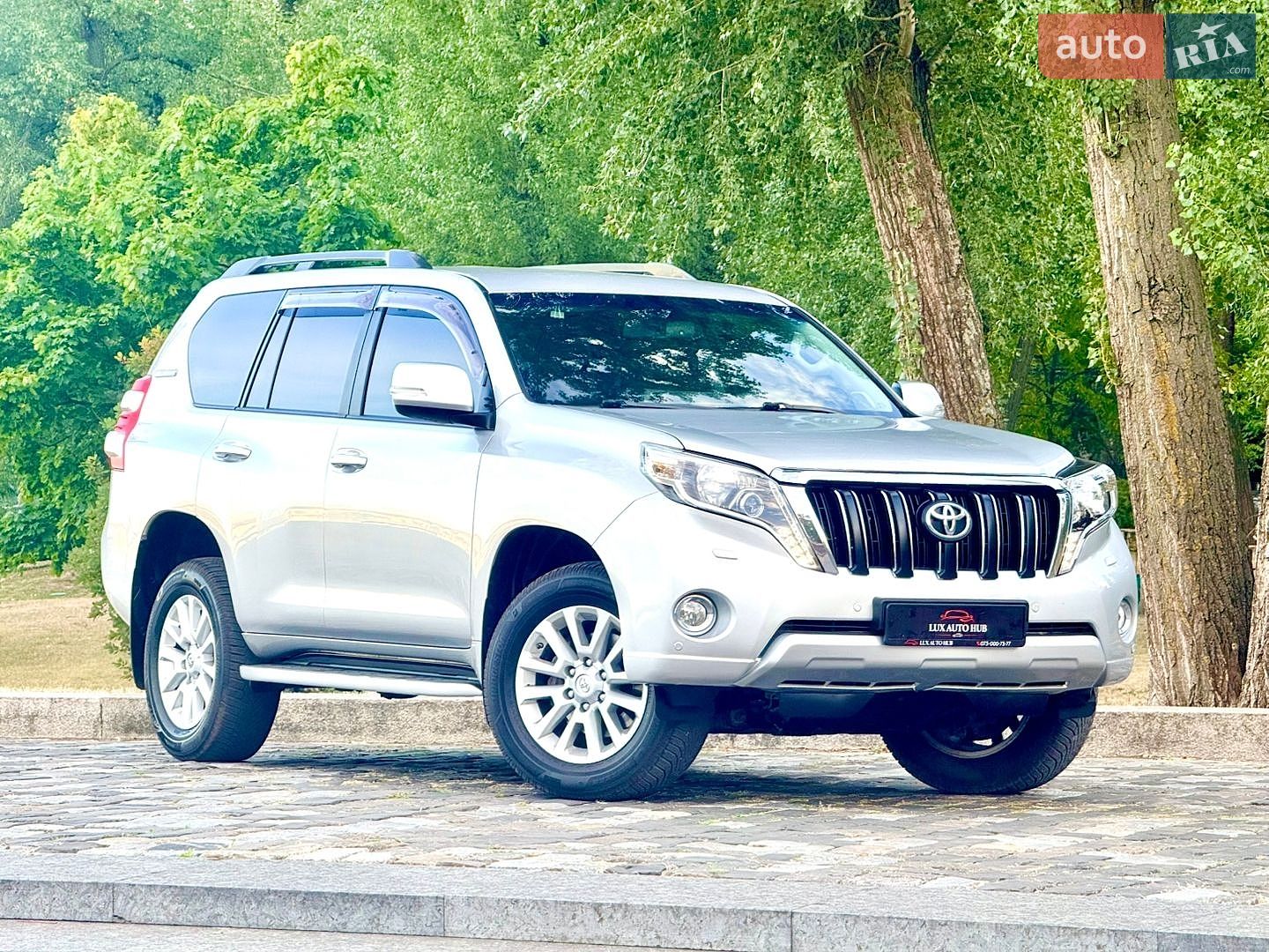 Toyota Land Cruiser Prado 2016 VIN JTEBR3FJ30K032425 фото оголошення 33 з 204