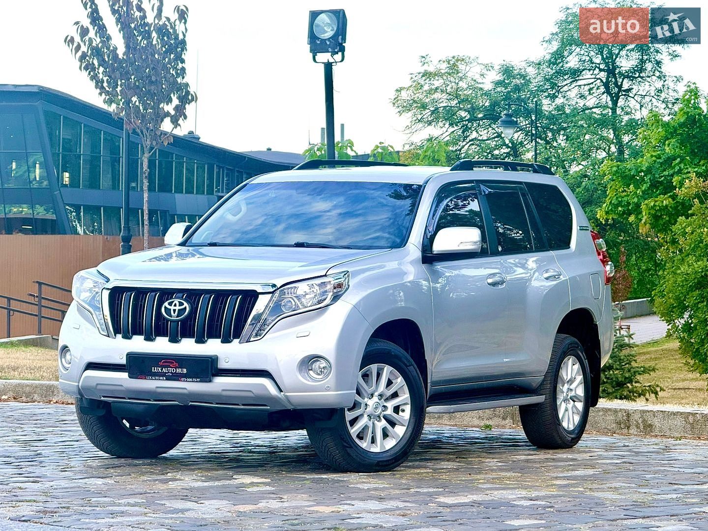 Toyota Land Cruiser Prado 2016 VIN JTEBR3FJ30K032425 фото оголошення 35 з 204