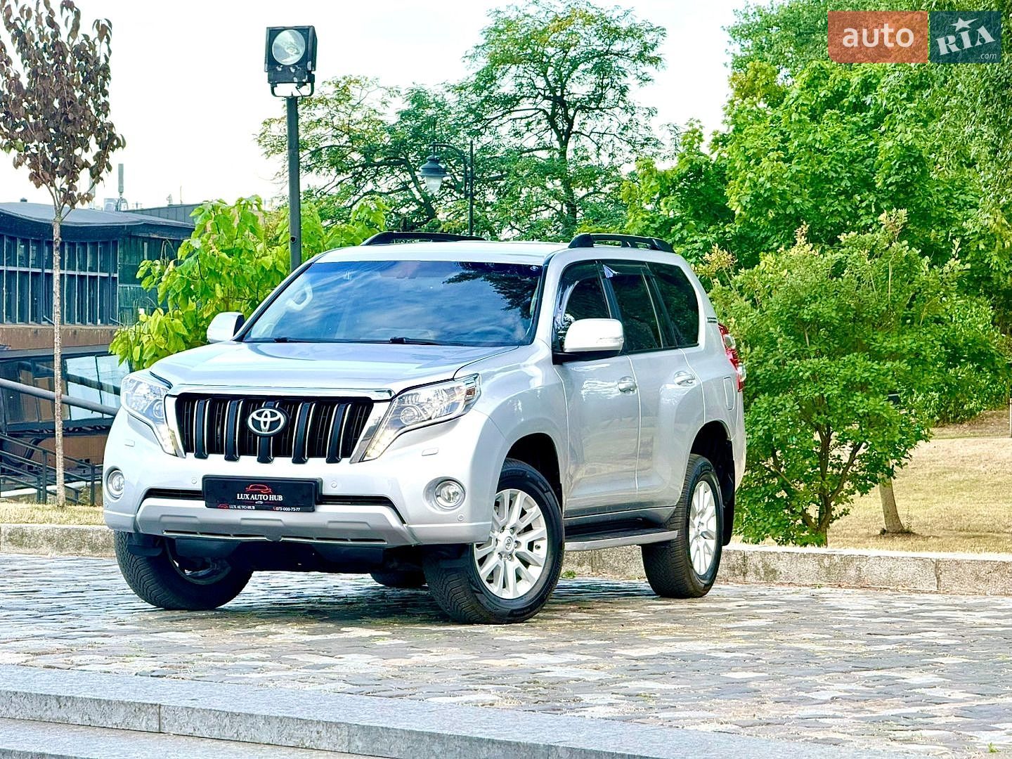 Toyota Land Cruiser Prado 2016 VIN JTEBR3FJ30K032425 фото оголошення 41 з 204