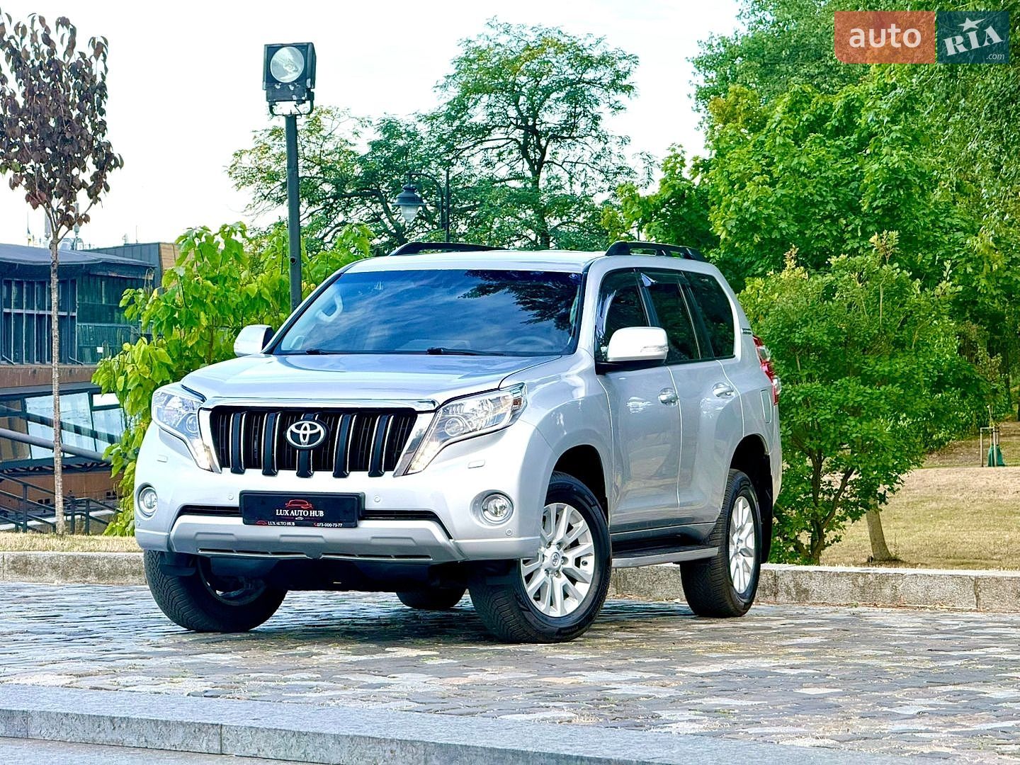 Toyota Land Cruiser Prado 2016 VIN JTEBR3FJ30K032425 фото оголошення 48 з 204