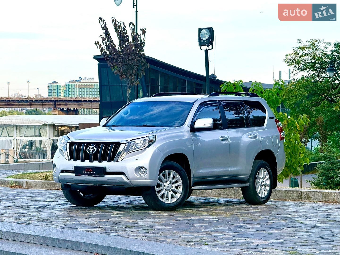 Toyota Land Cruiser Prado 2016 VIN JTEBR3FJ30K032425 фото оголошення 45 з 204