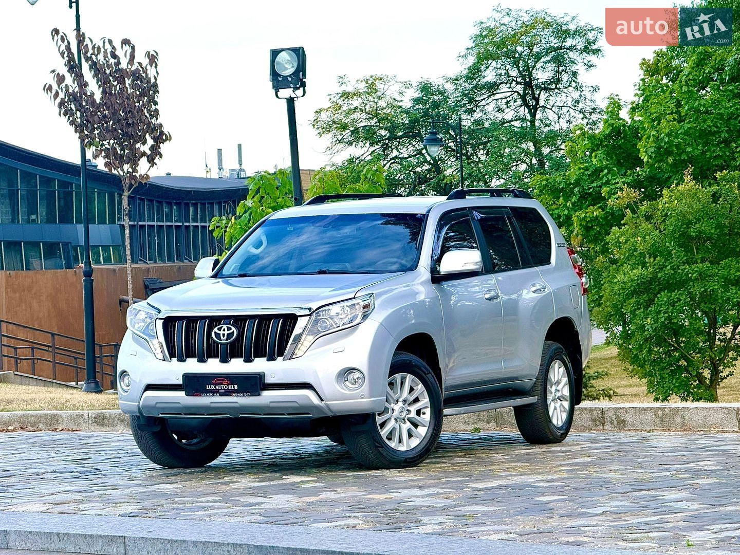 Toyota Land Cruiser Prado 2016 VIN JTEBR3FJ30K032425 фото оголошення 47 з 204