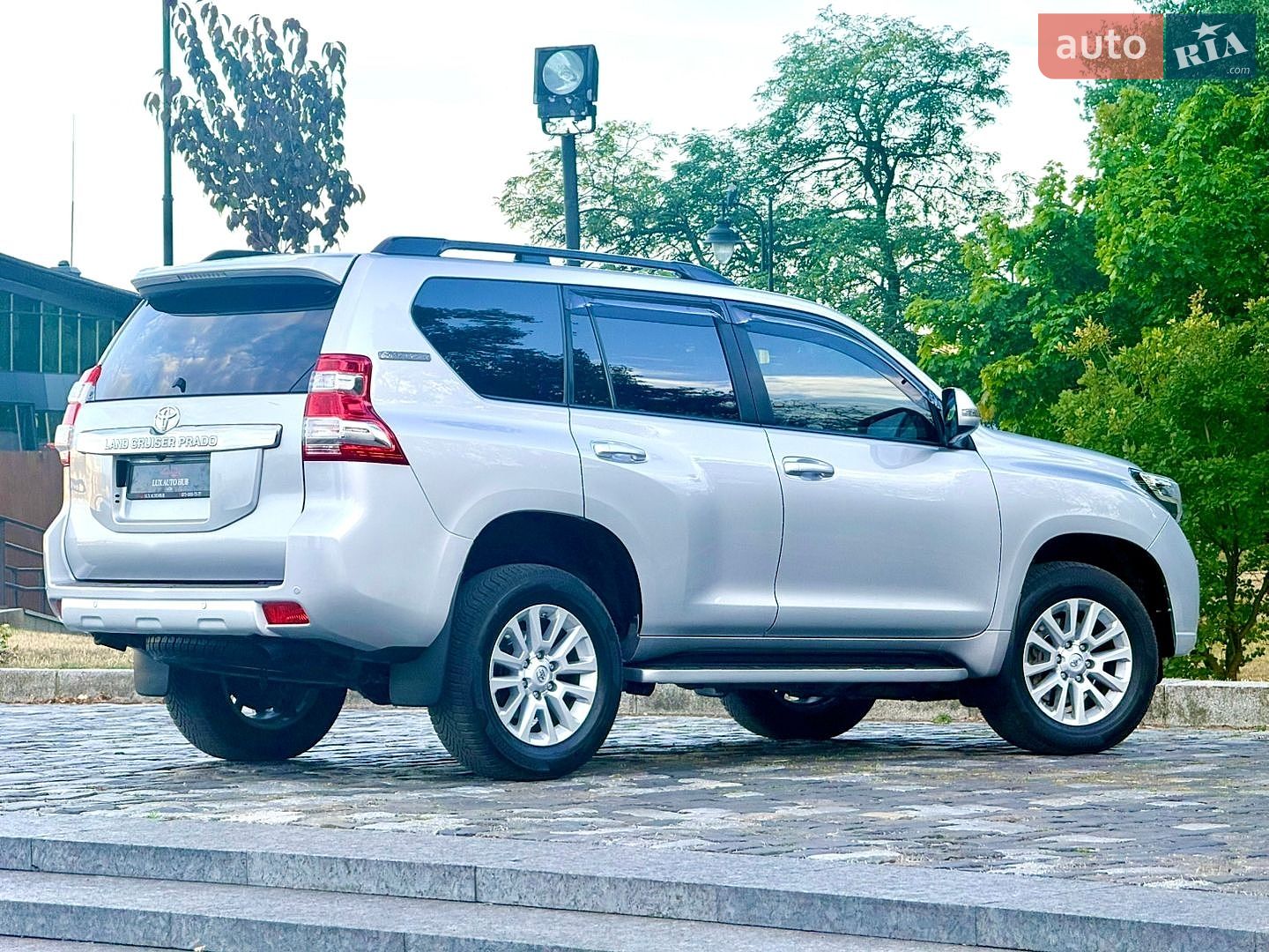 Toyota Land Cruiser Prado 2016 VIN JTEBR3FJ30K032425 фото оголошення 67 з 204