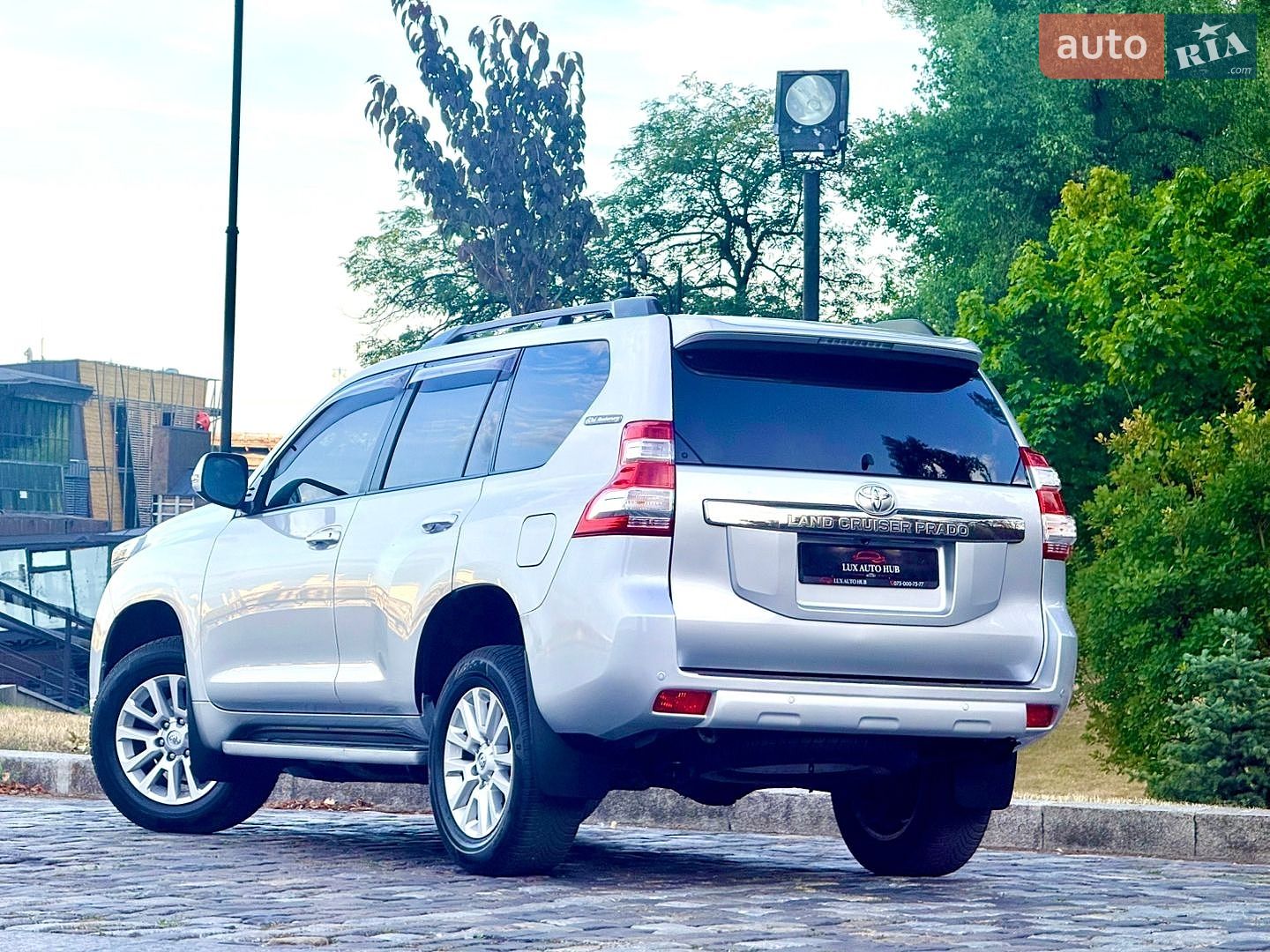 Toyota Land Cruiser Prado 2016 VIN JTEBR3FJ30K032425 фото оголошення 76 з 204