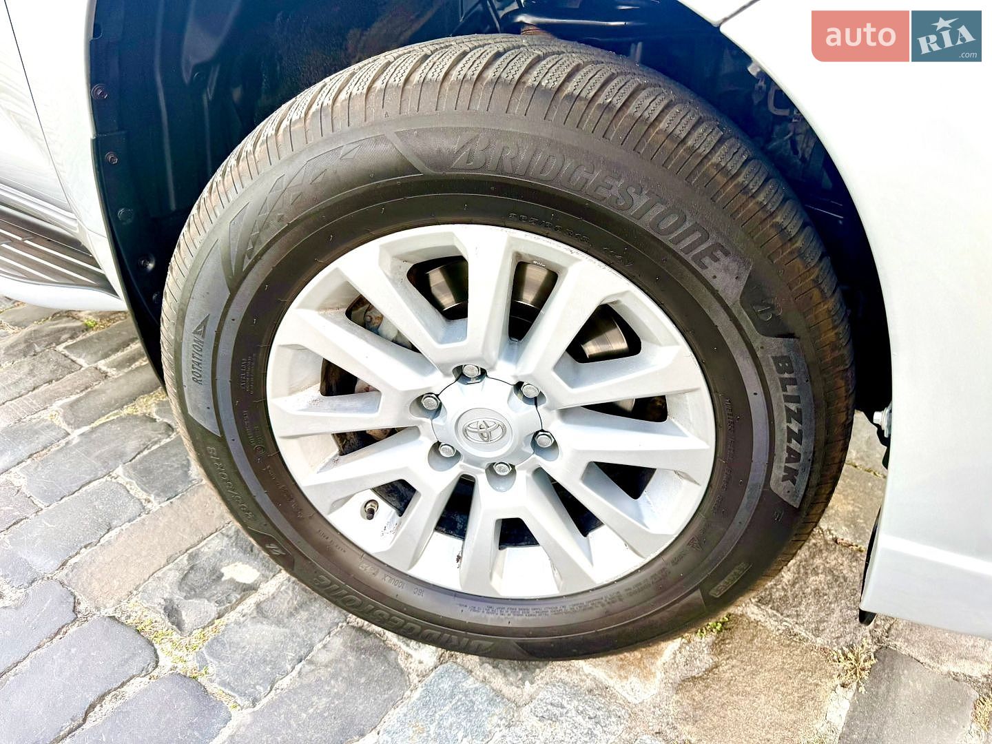 Toyota Land Cruiser Prado 2016 VIN JTEBR3FJ30K032425 фото оголошення 91 з 204