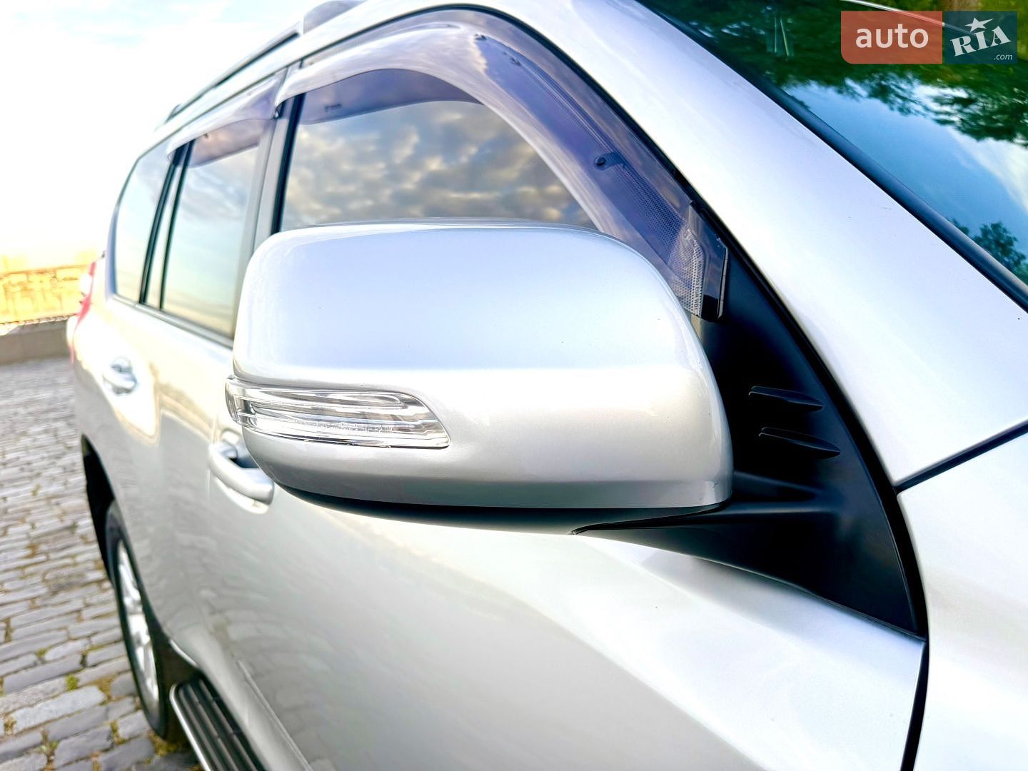 Toyota Land Cruiser Prado 2016 VIN JTEBR3FJ30K032425 фото оголошення 92 з 204