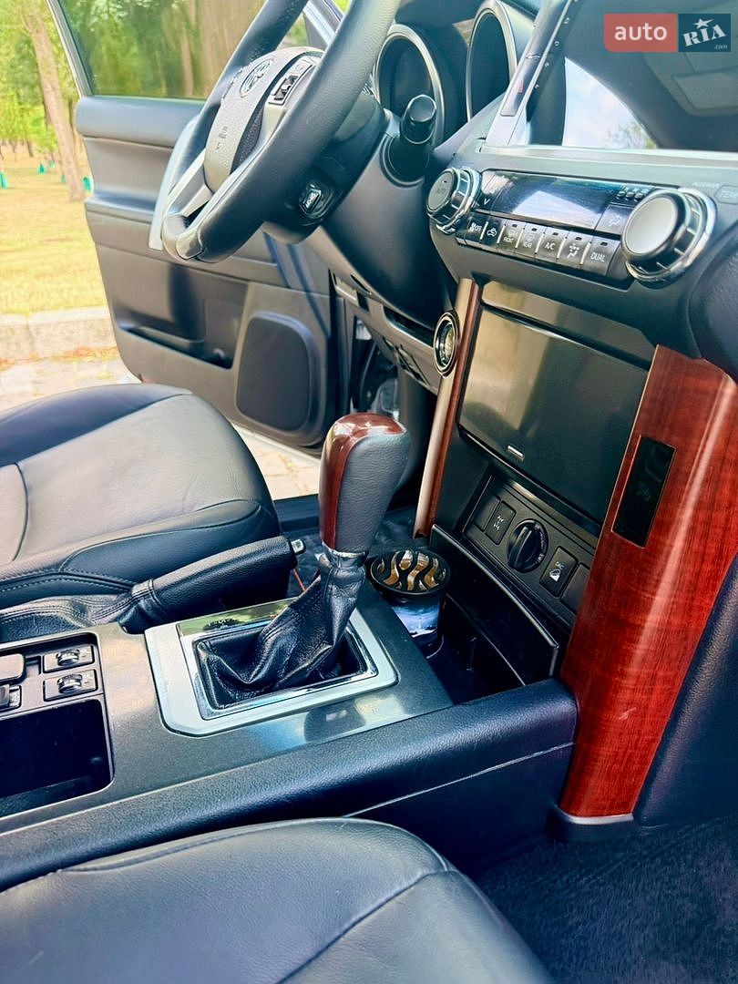 Toyota Land Cruiser Prado 2016 VIN JTEBR3FJ30K032425 фото оголошення 129 з 204
