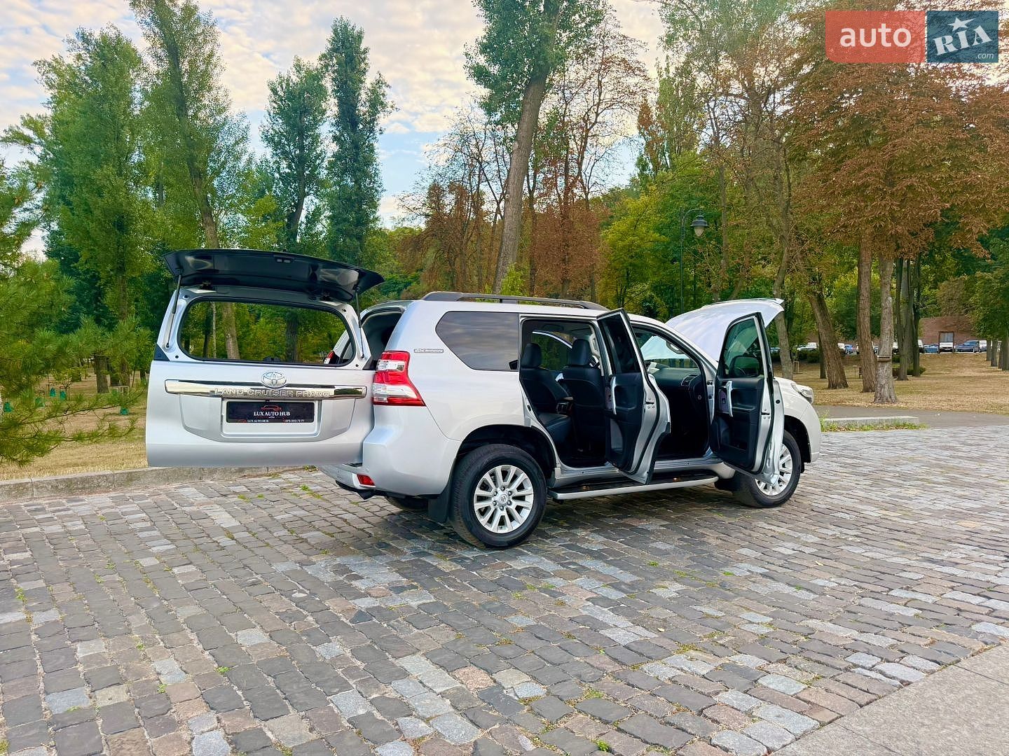 Toyota Land Cruiser Prado 2016 VIN JTEBR3FJ30K032425 фото оголошення 150 з 204