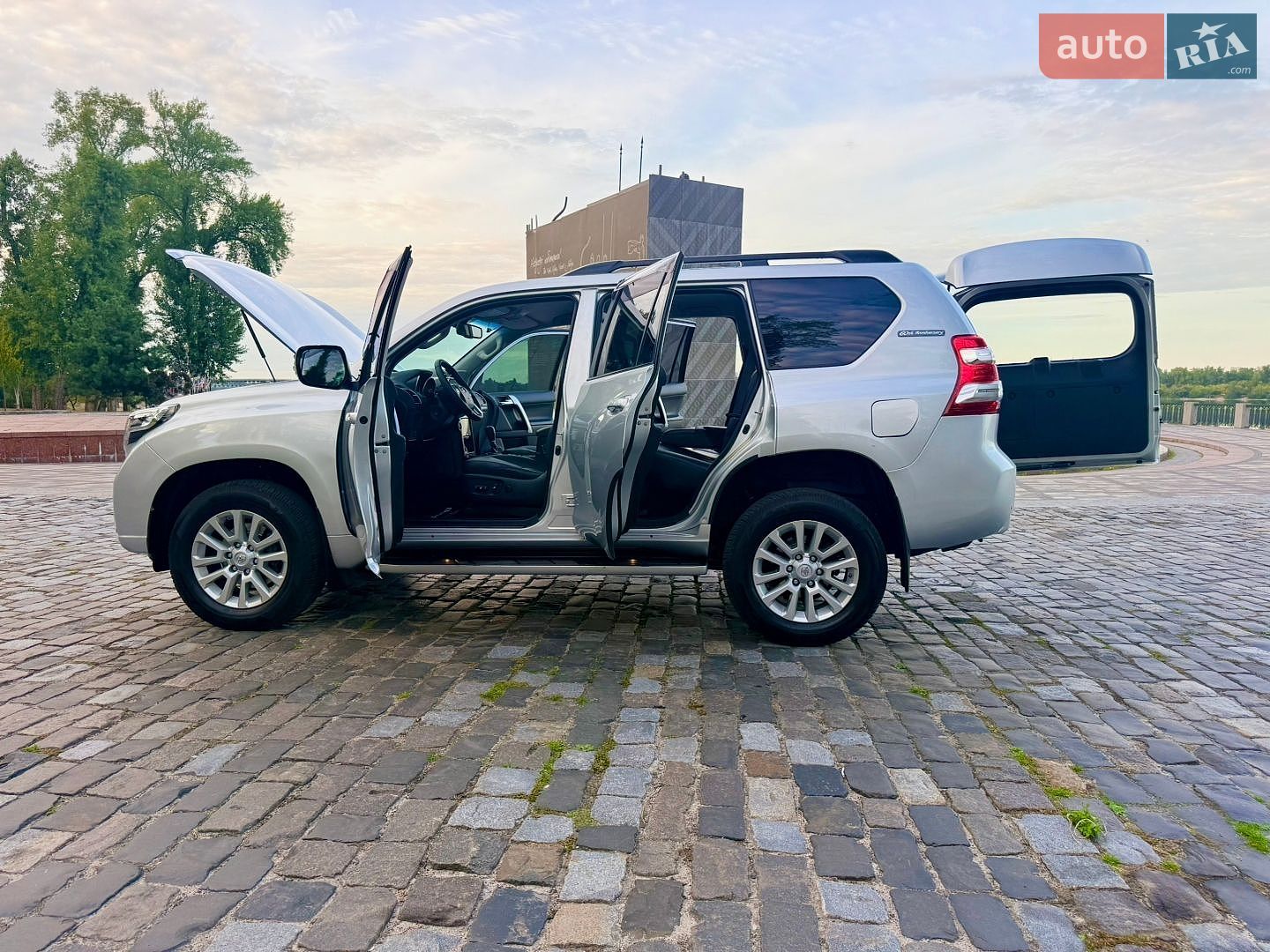 Toyota Land Cruiser Prado 2016 VIN JTEBR3FJ30K032425 фото оголошення 151 з 204