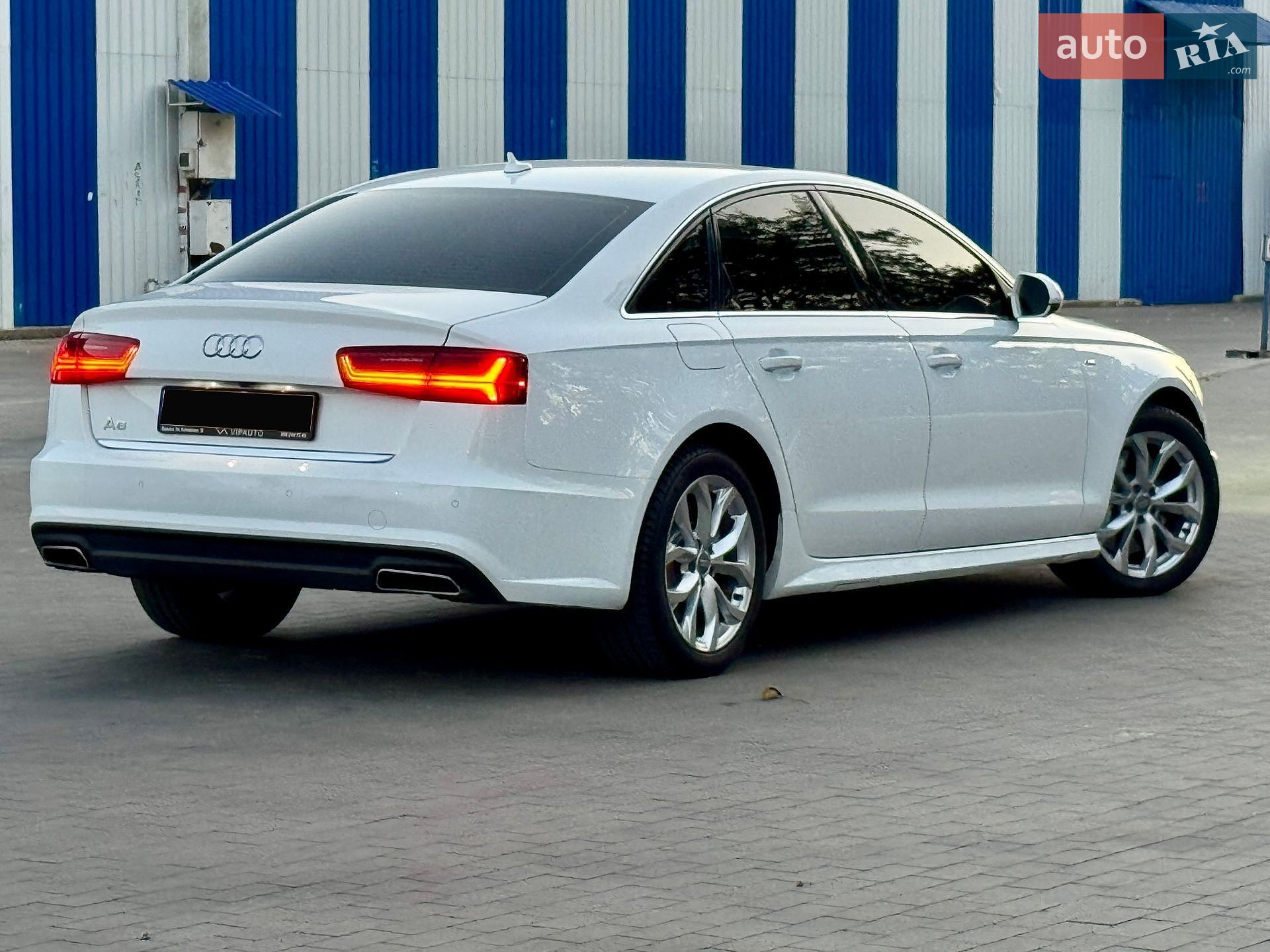 Audi A6 2018 VIN WAUC8AFC4JN032450 фото оголошення 6 з 35