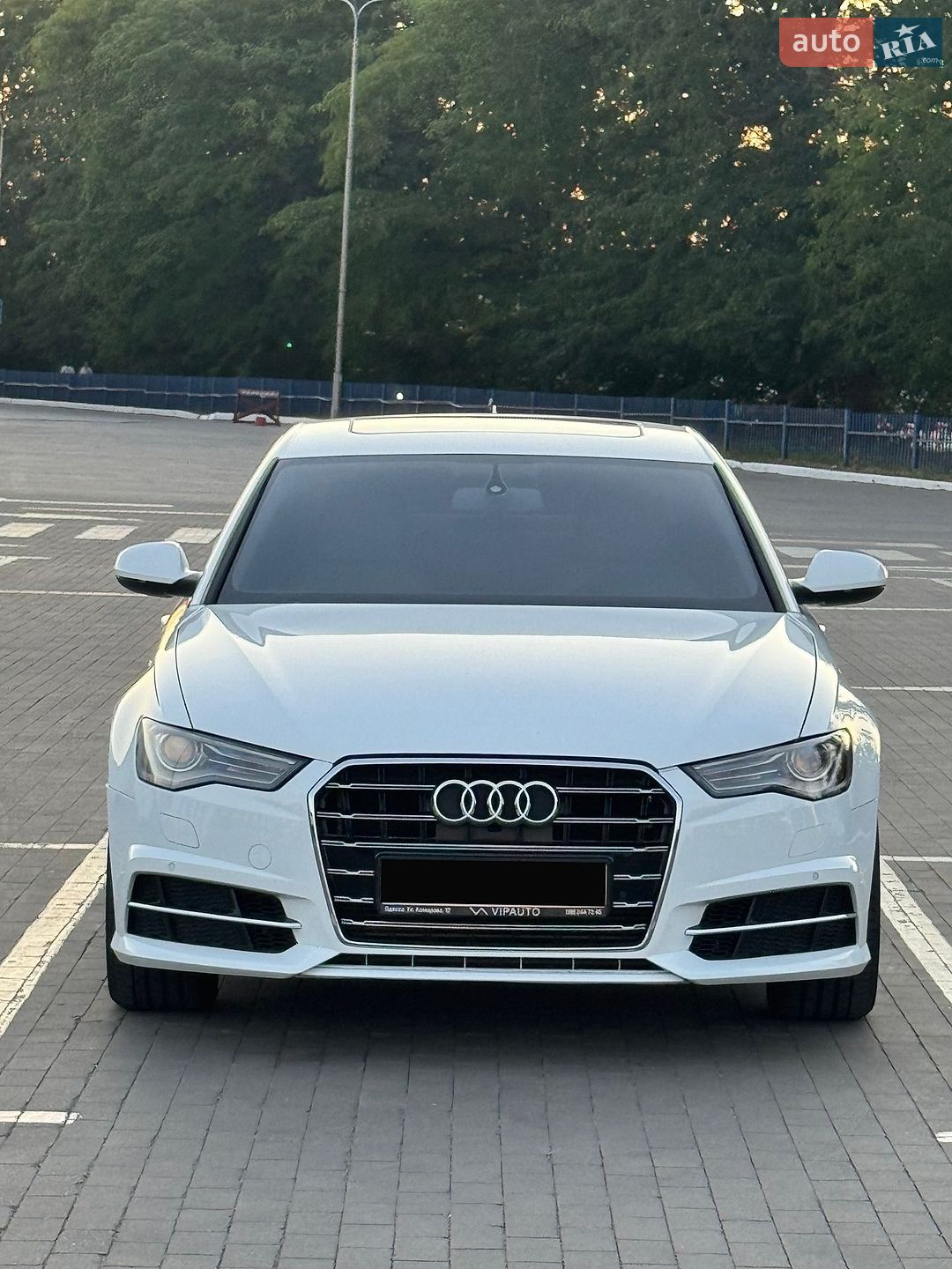 Audi A6 2018 VIN WAUC8AFC4JN032450 фото оголошення 10 з 35