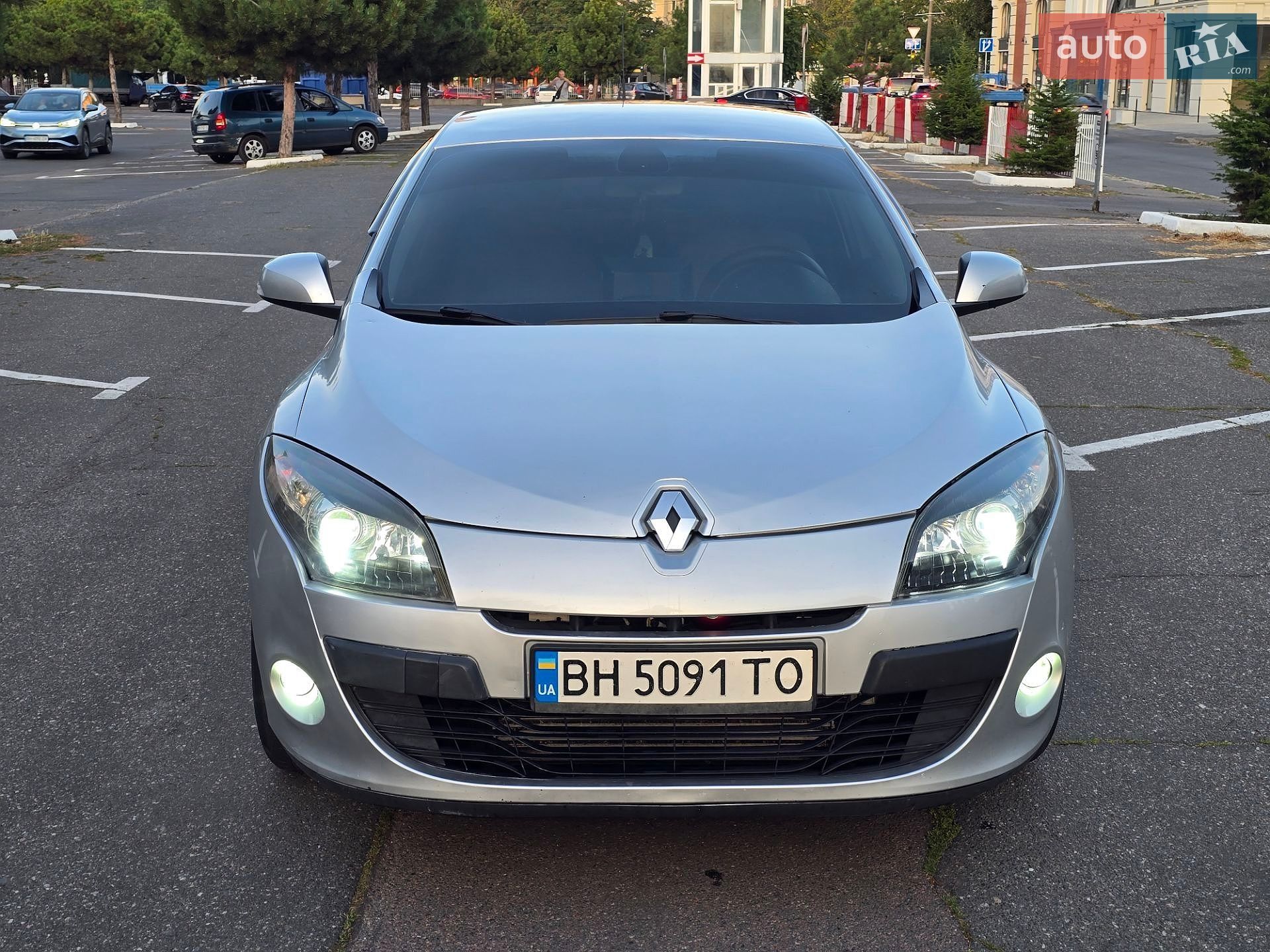 Renault Megane 2010 VIN VF1KZ1A0543703459 фото оголошення 8 з 48