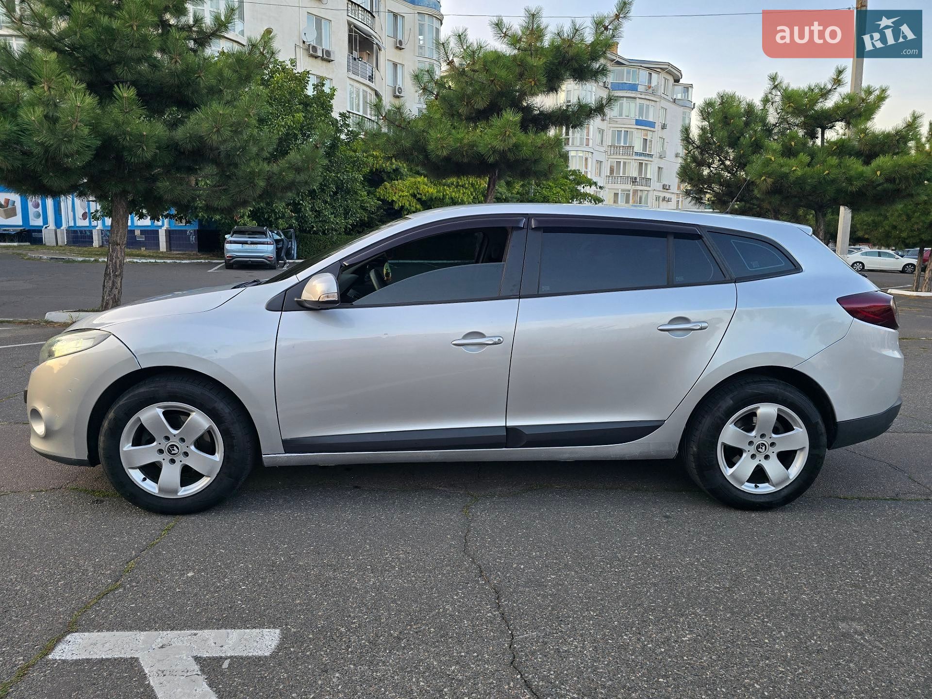 Renault Megane 2010 VIN VF1KZ1A0543703459 фото оголошення 11 з 48