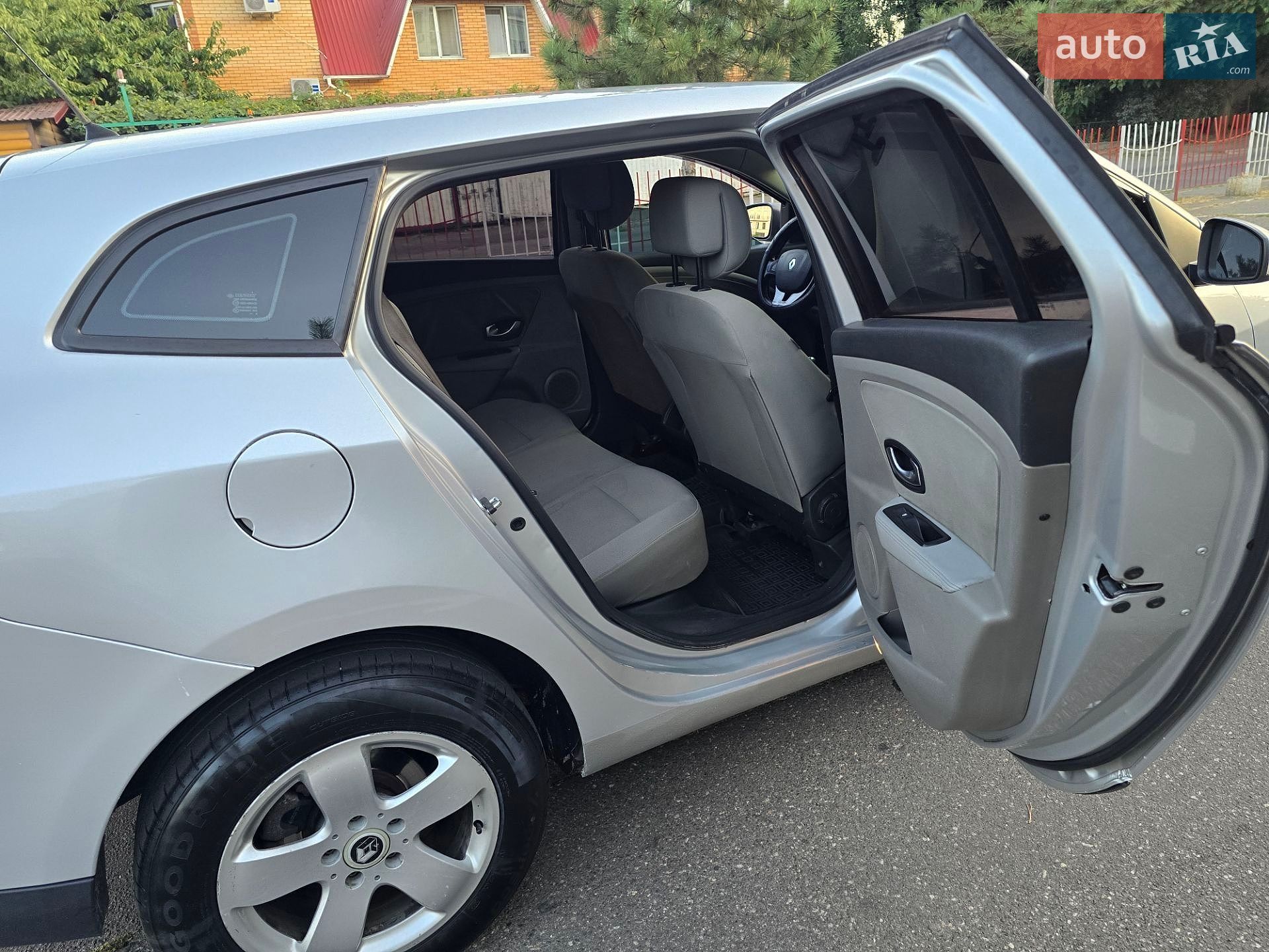 Renault Megane 2010 VIN VF1KZ1A0543703459 фото оголошення 47 з 48