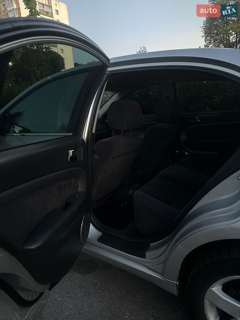 Chevrolet Epica 2007 VIN Y6DLF69KE7B092028 фото оголошення 8 з 13