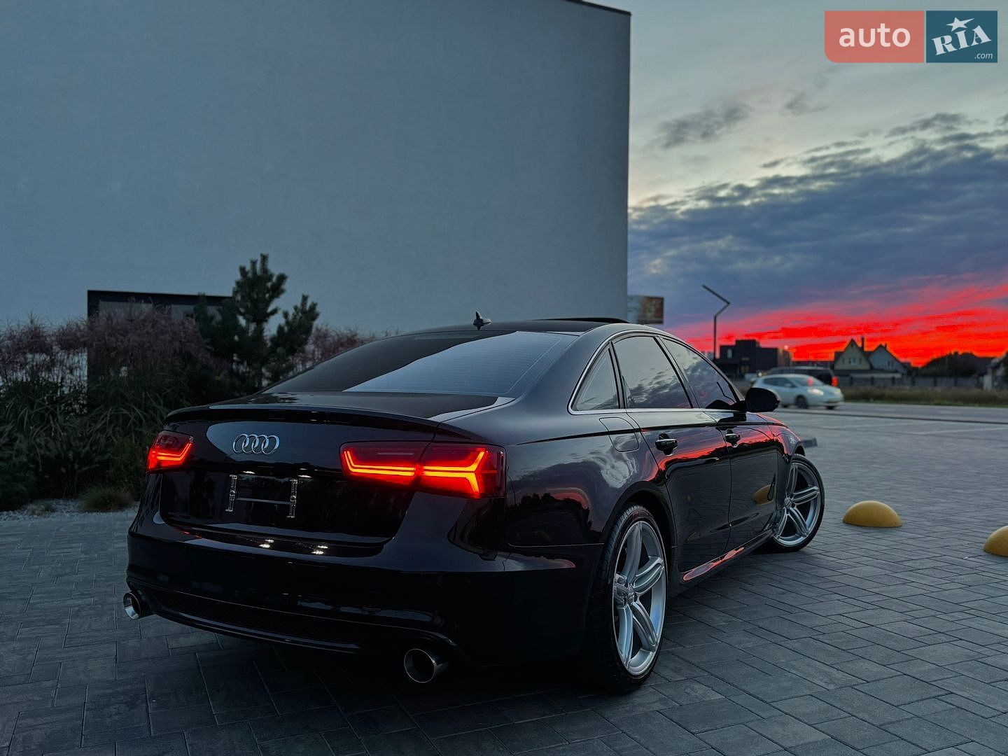 Audi A6 2013 VIN WAUHMAFC8EN079438 фото оголошення 9 з 47