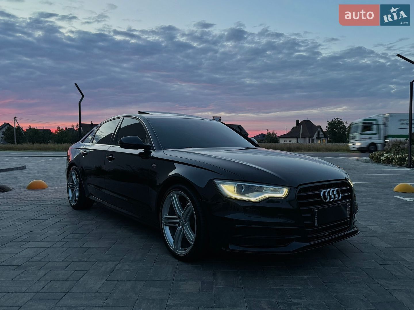 Audi A6 2013 VIN WAUHMAFC8EN079438 фото оголошення 11 з 47