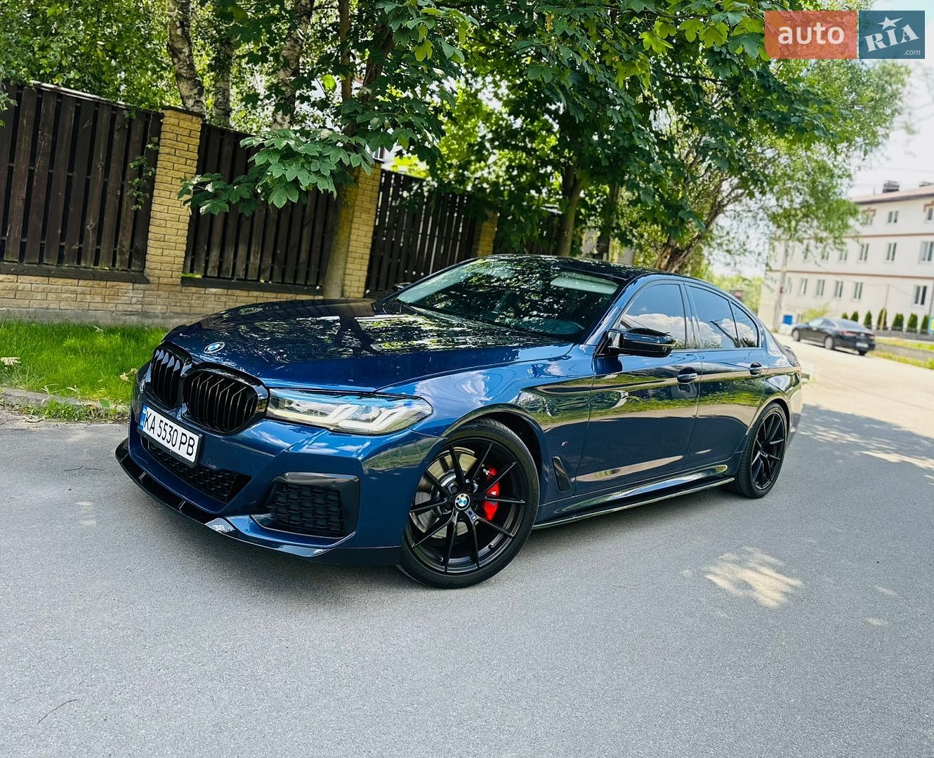 BMW 5 Series 2017 VIN WBAJD11040G884588 фото оголошення 3 з 18