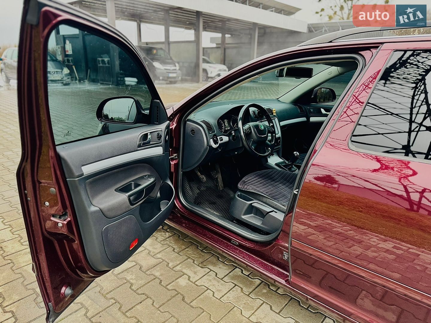 Skoda Octavia 2010 VIN TMBHT61Z6A2078511 фото оголошення 32 з 34