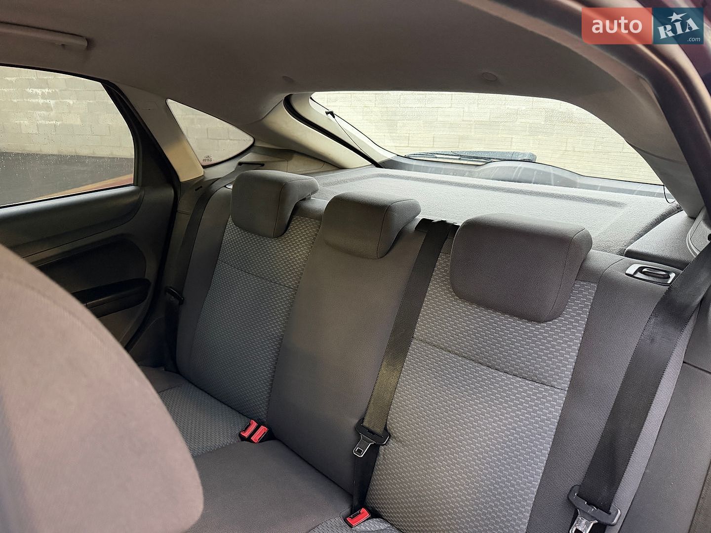 Ford Focus 2005 VIN WF05XXGCD55M76731 фото оголошення 8 з 10