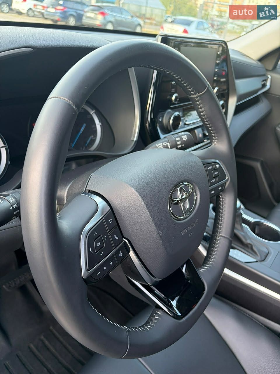 Toyota Highlander 2021 VIN 5TDGARAH6MS011737 фото оголошення 10 з 31