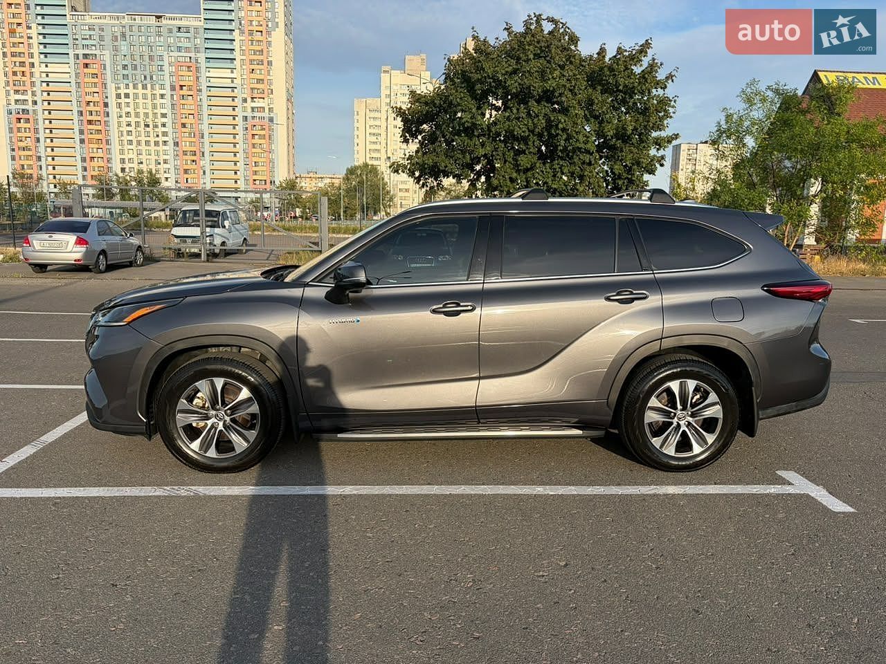 Toyota Highlander 2021 VIN 5TDGARAH6MS011737 фото оголошення 5 з 31