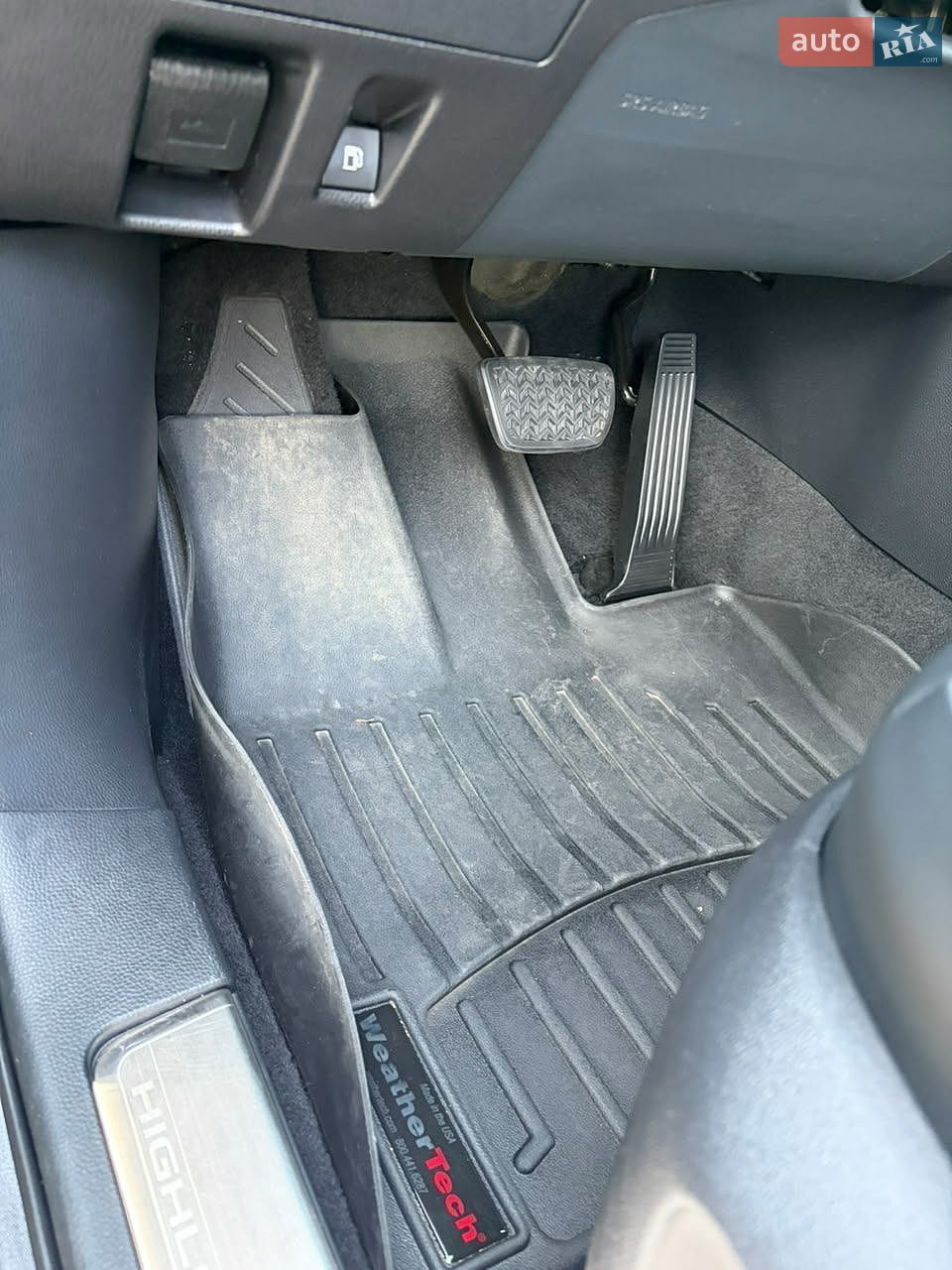 Toyota Highlander 2021 VIN 5TDGARAH6MS011737 фото оголошення 9 з 31