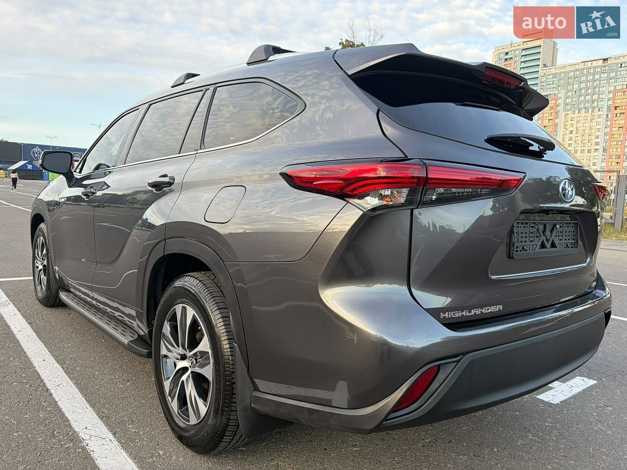 Toyota Highlander 2021 VIN 5TDGARAH6MS011737 фото оголошення 25 з 31