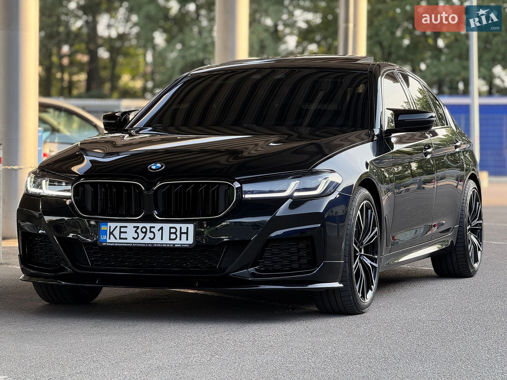 BMW 5 Series 2019 VIN WBAJS3C06LCD13892 фото оголошення 15 з 40