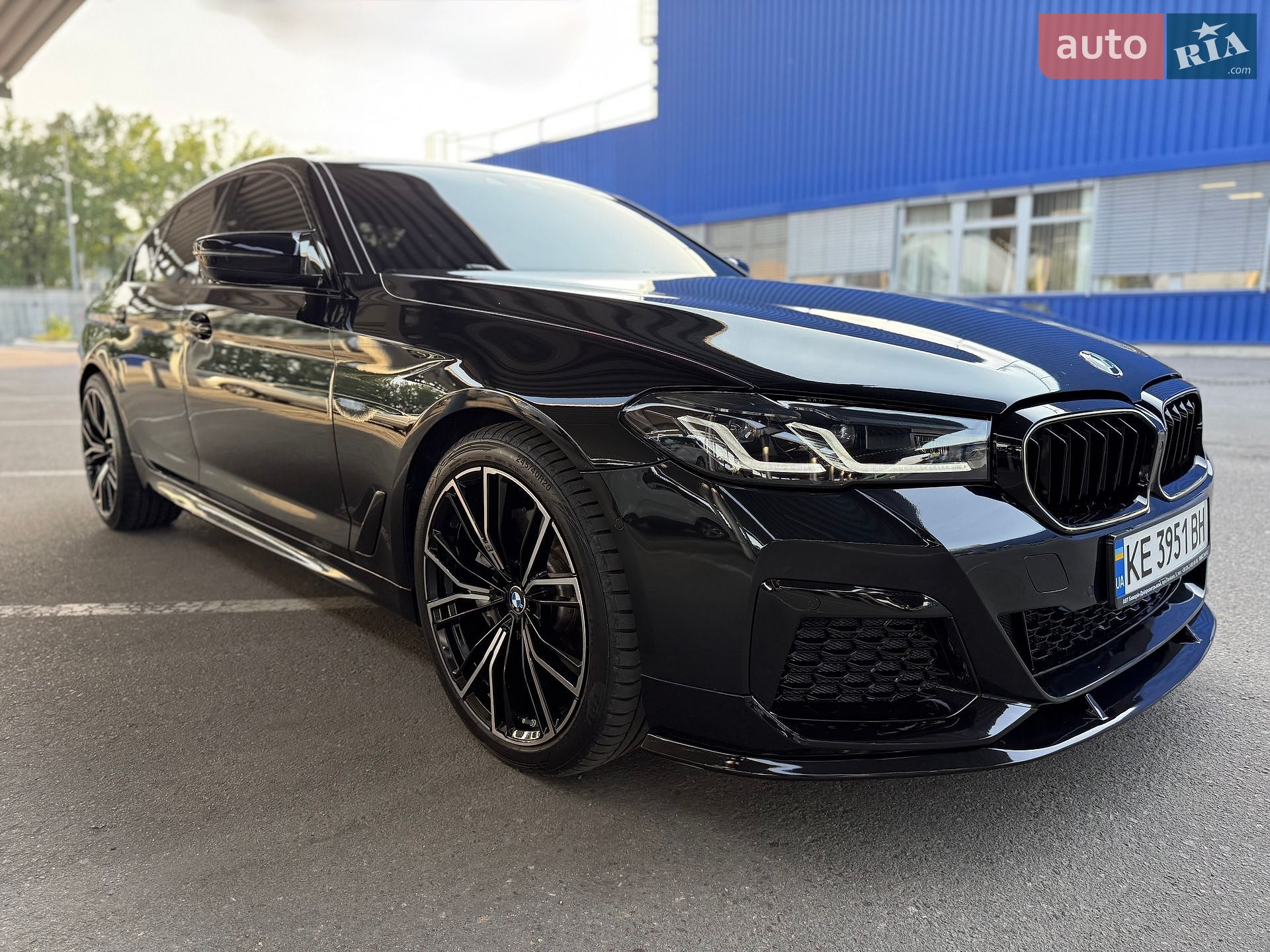BMW 5 Series 2019 VIN WBAJS3C06LCD13892 фото оголошення 19 з 40