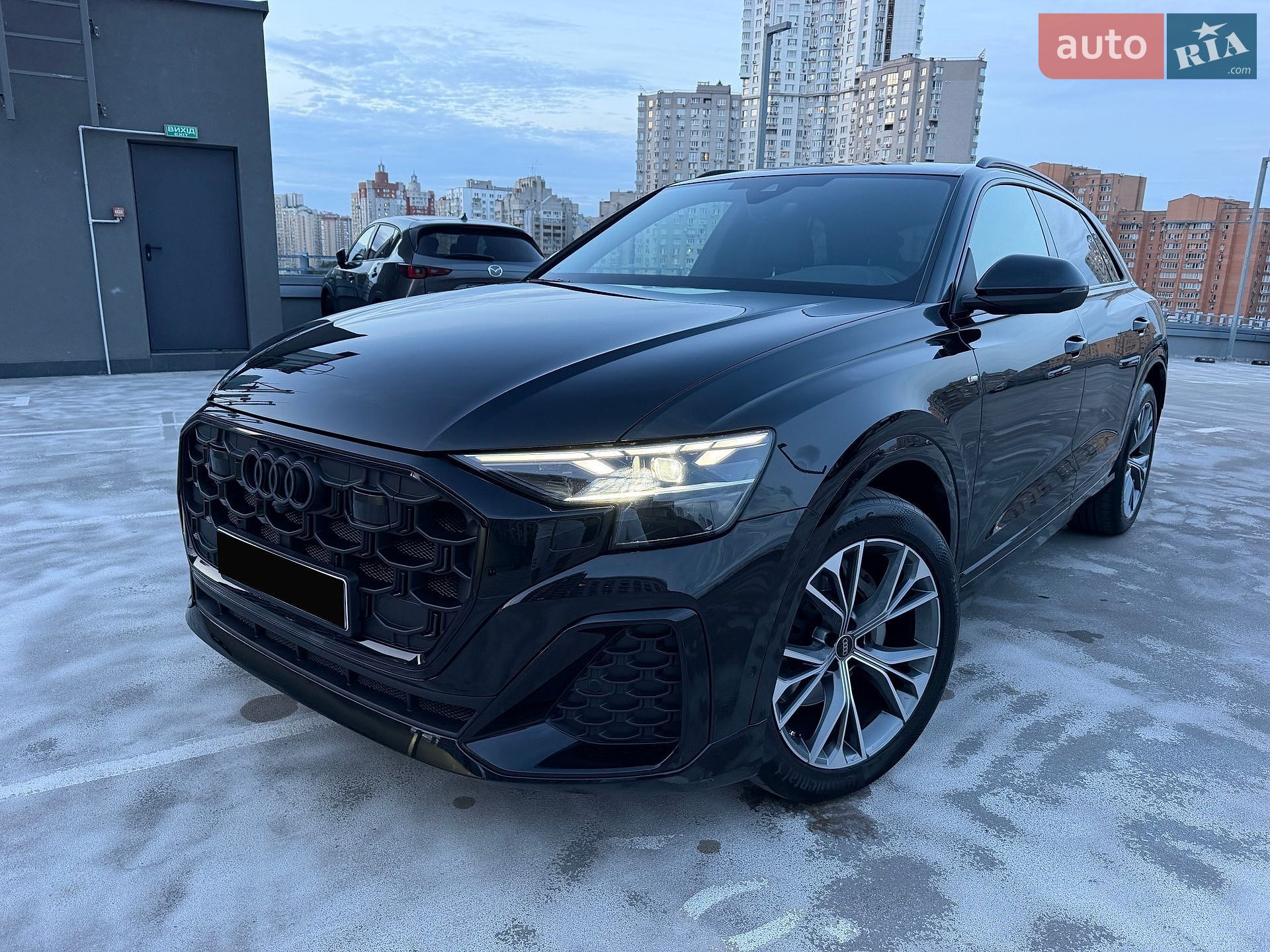 Audi Q8 2026 VIN WAUZZZF17TD022511 фото оголошення 9 з 88