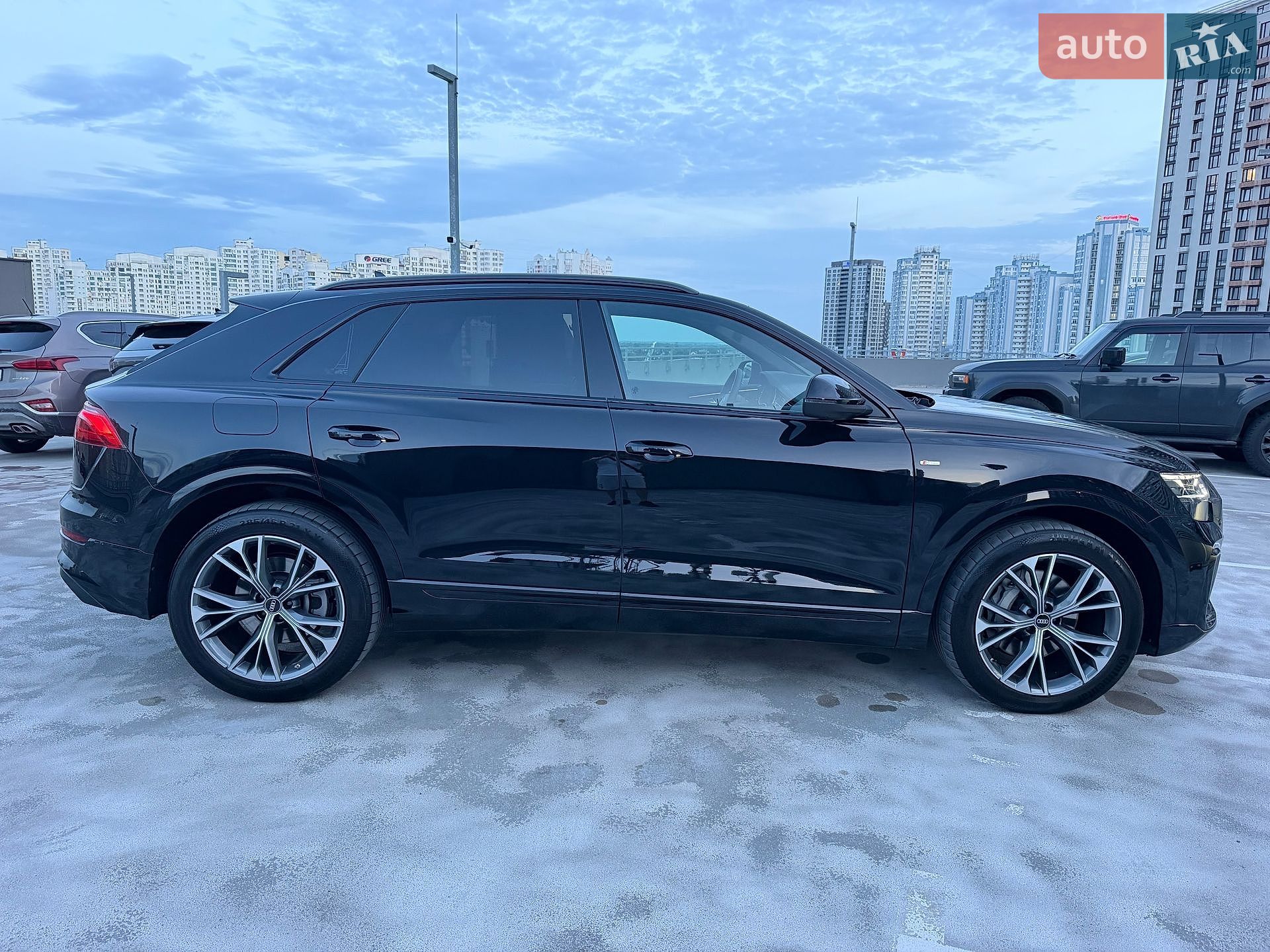 Audi Q8 2026 VIN WAUZZZF17TD022511 фото оголошення 24 з 88