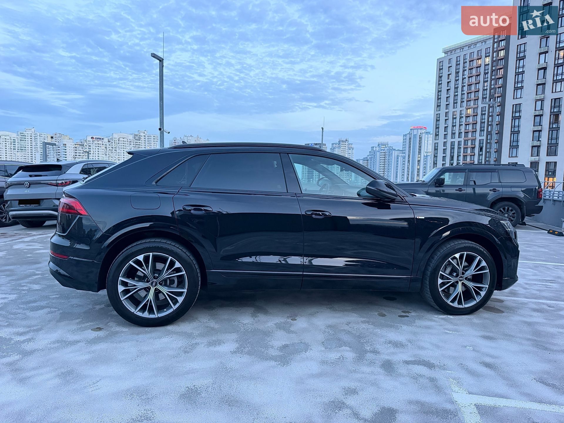 Audi Q8 2026 VIN WAUZZZF17TD022511 фото оголошення 36 з 88