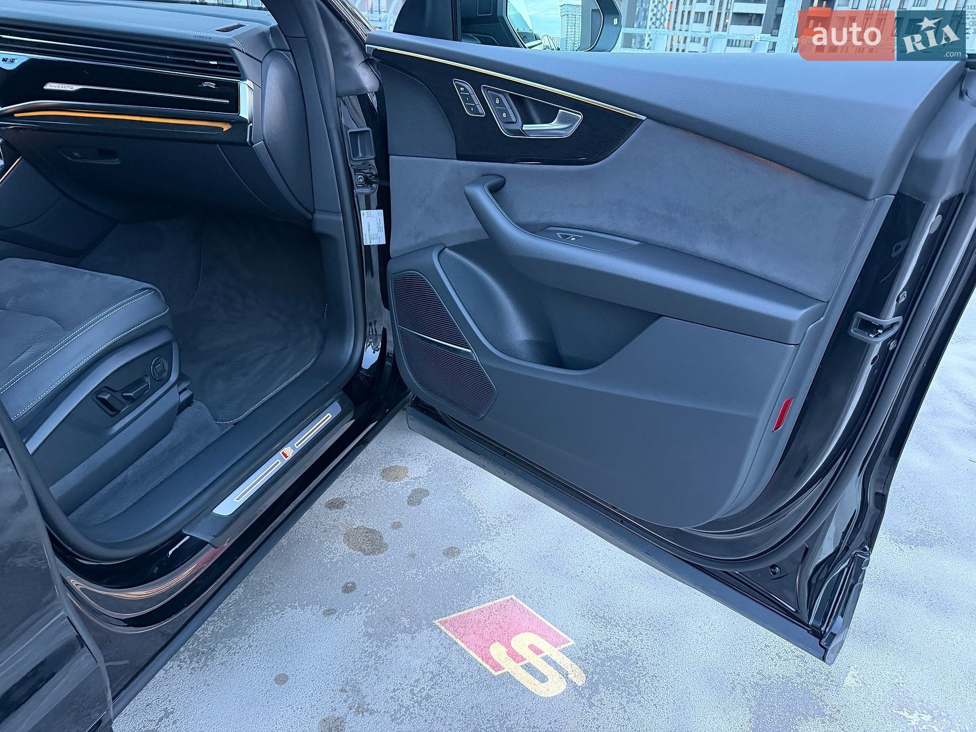 Audi Q8 2026 VIN WAUZZZF17TD022511 фото оголошення 76 з 88