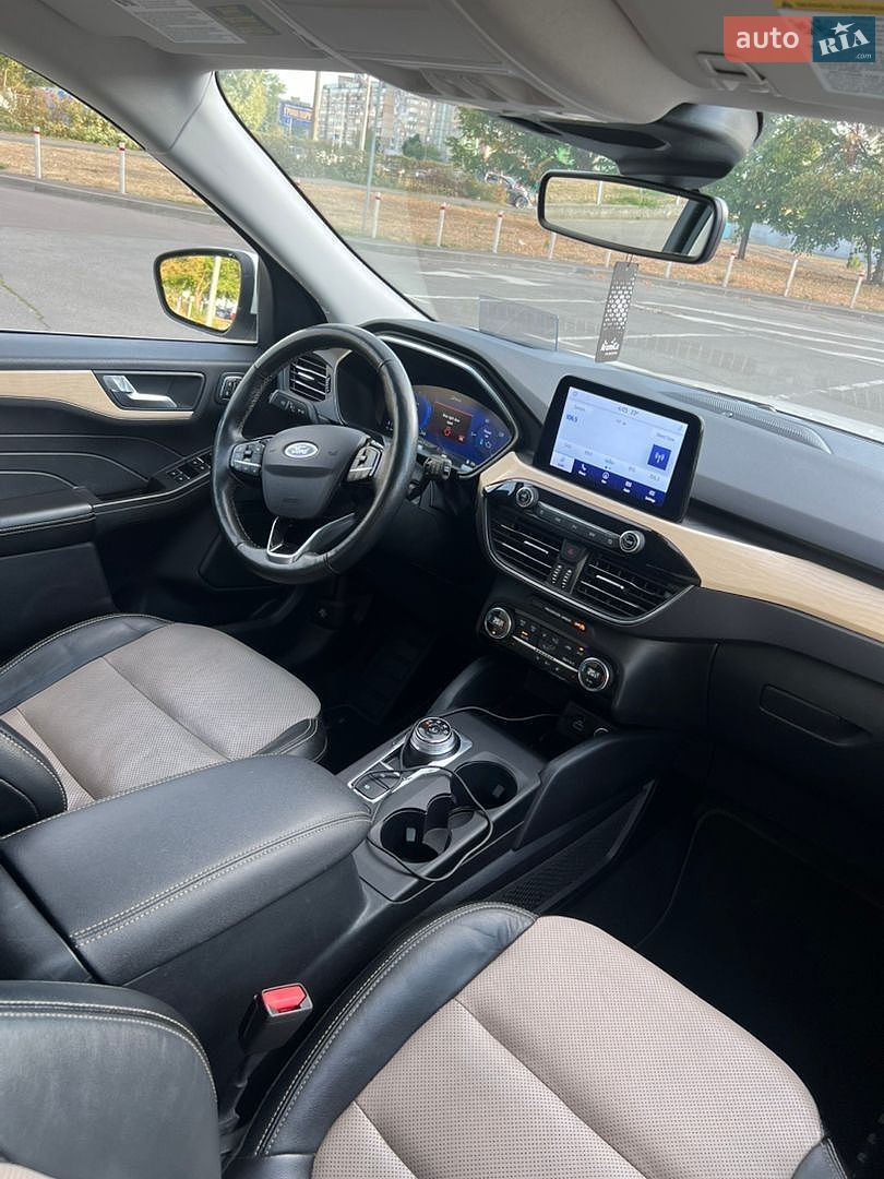 Ford Escape 2021 VIN 1FMCU9DZ6MUA44772 фото оголошення 12 з 19